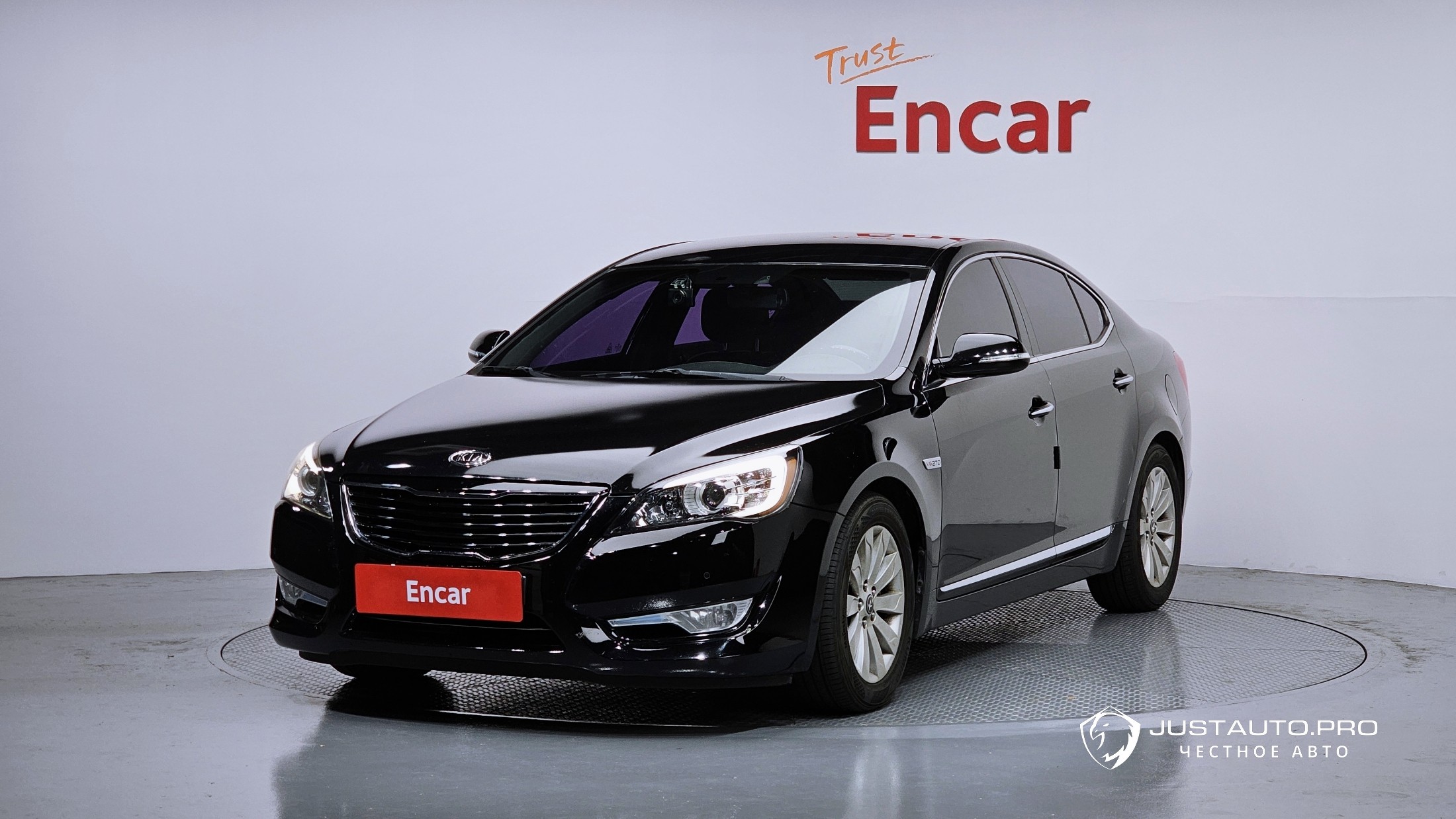 Автомобиль Kia K7