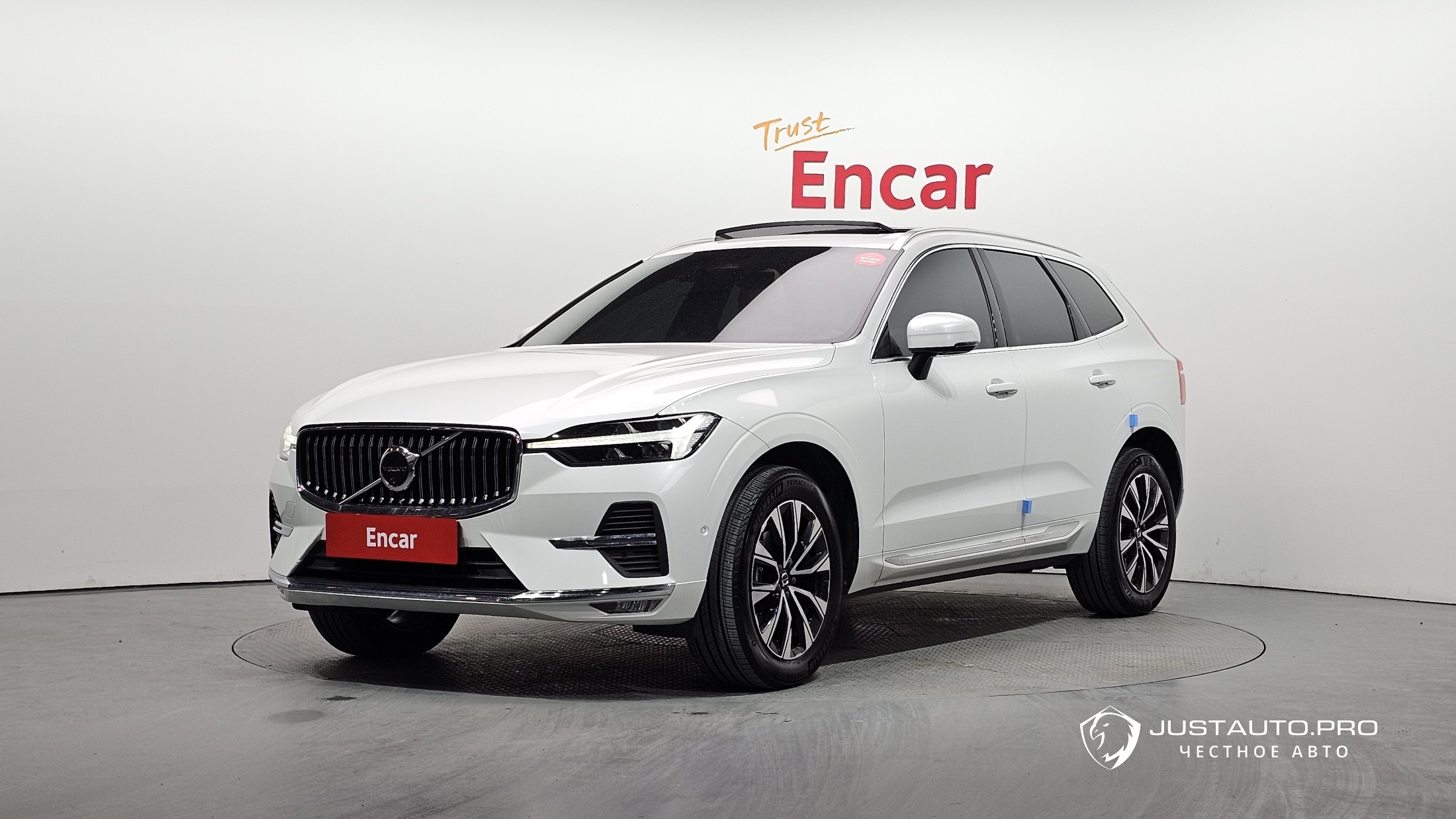 Автомобиль Volvo XC60