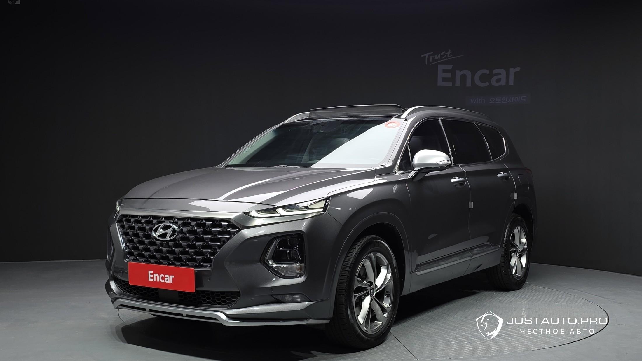 Автомобиль Hyundai Santafe