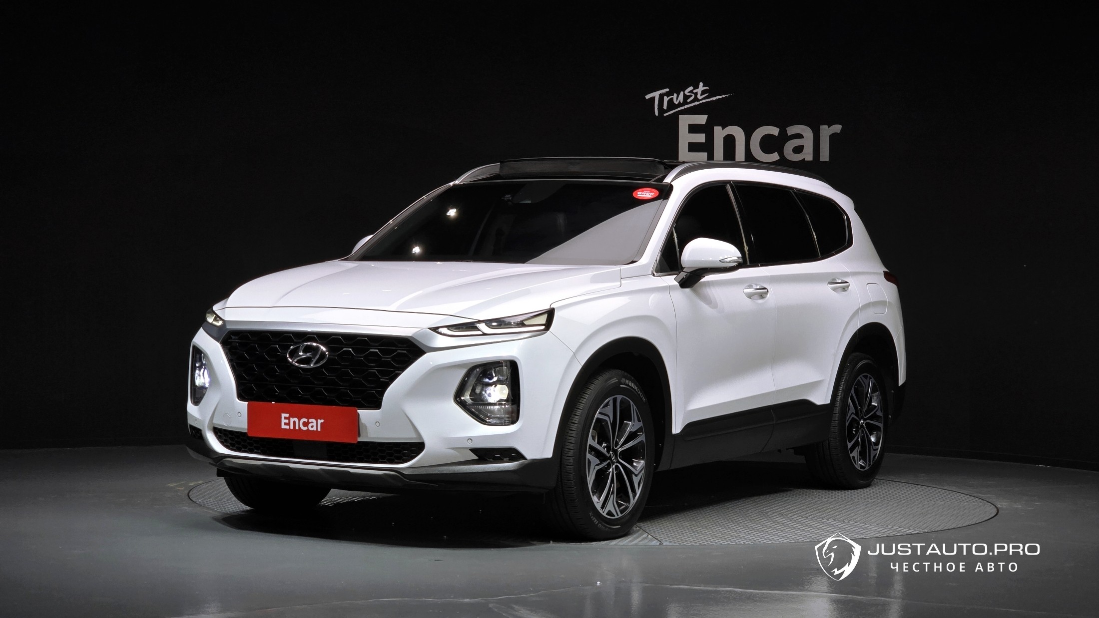 Автомобиль Hyundai Santafe