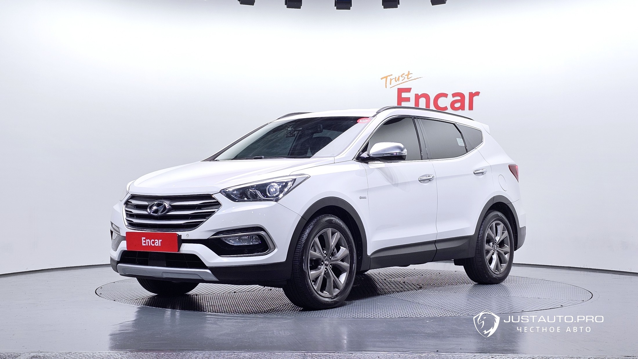 Автомобиль Hyundai Santafe