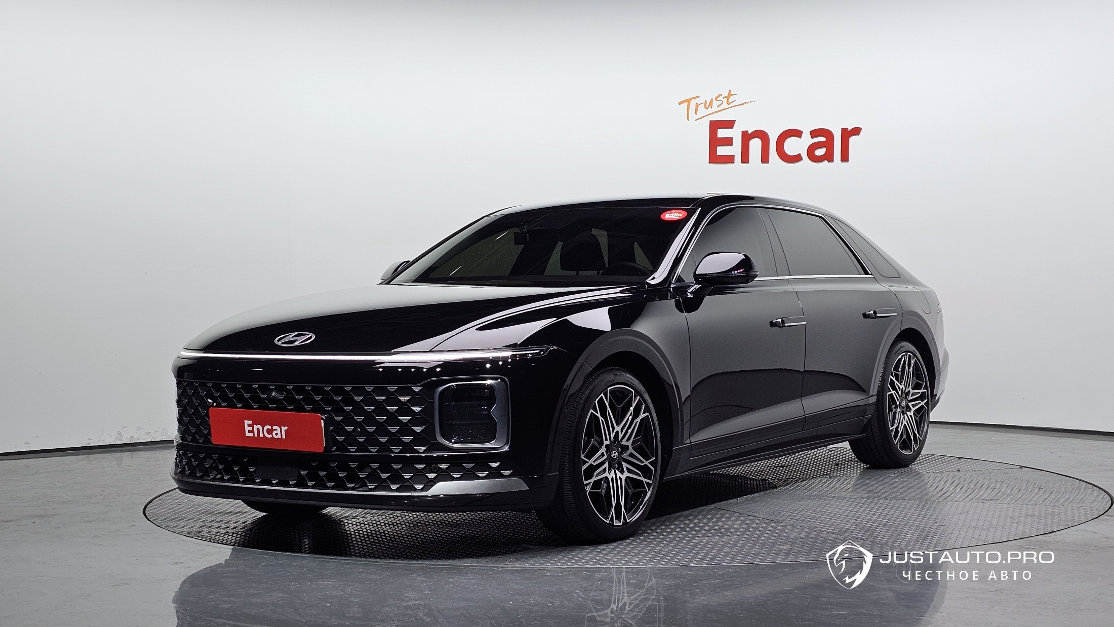 Автомобиль Hyundai Grandeur