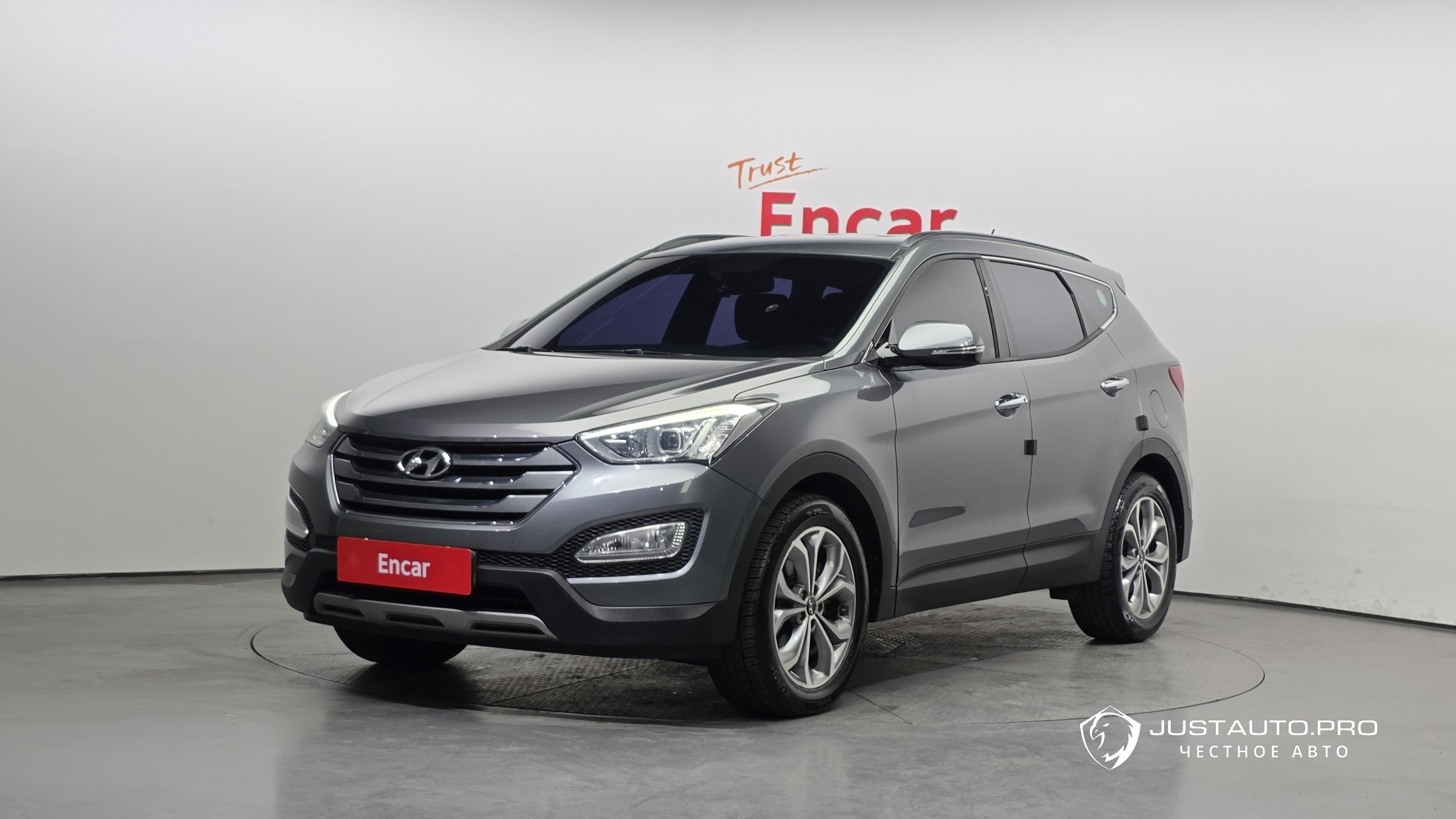 Автомобиль Hyundai Santafe