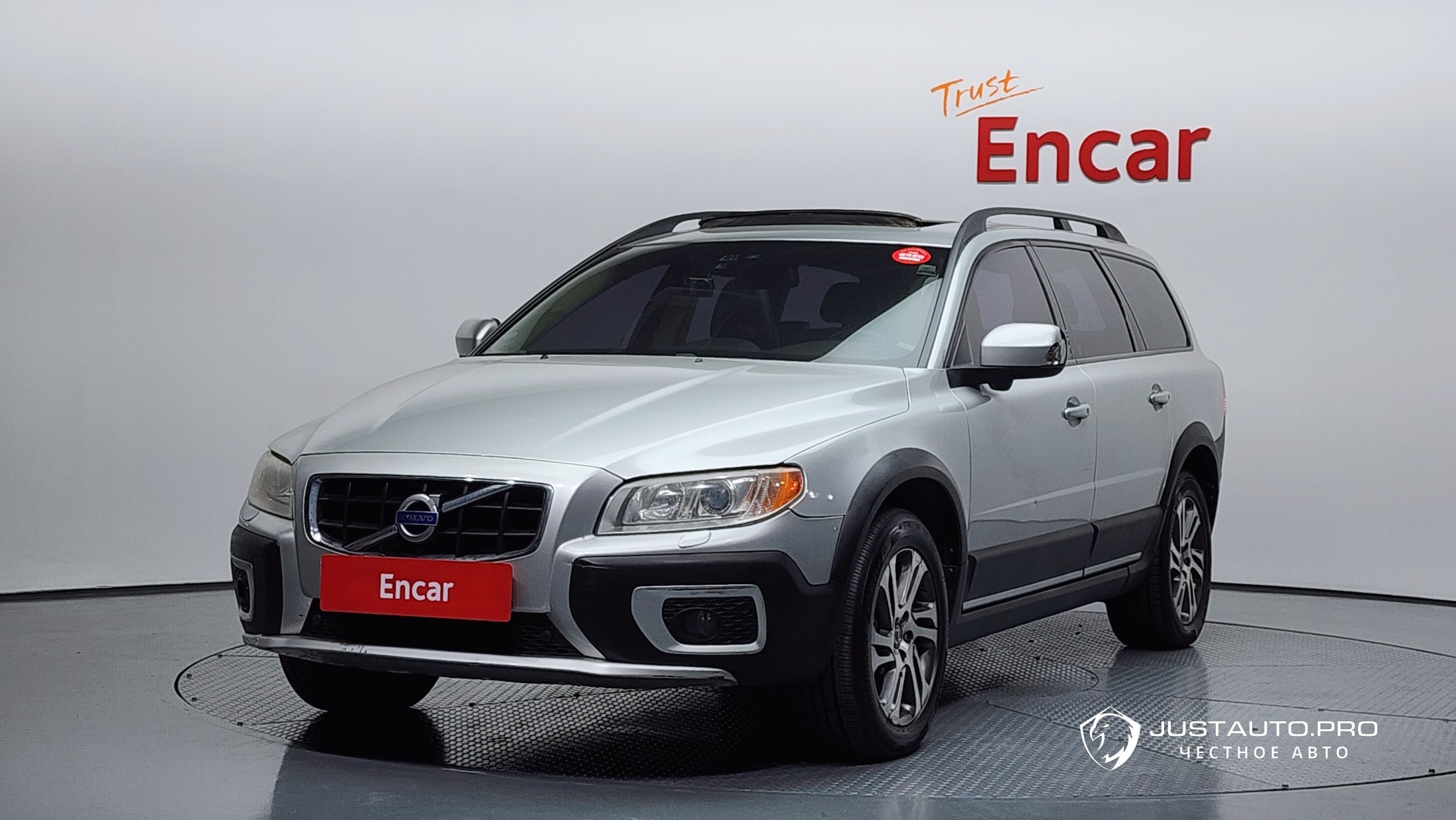 Автомобиль Volvo XC70