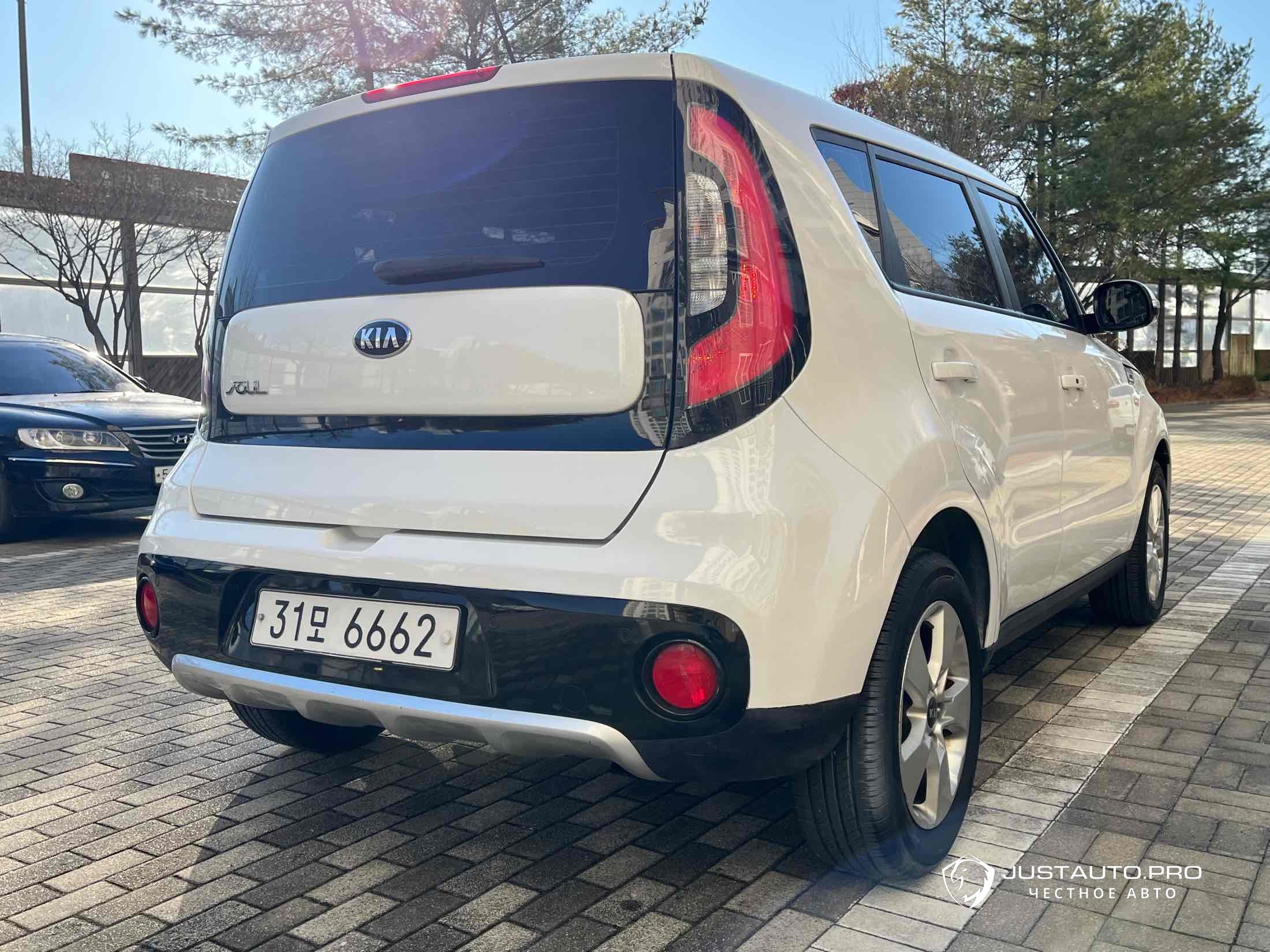 Автомобиль Kia Soul
