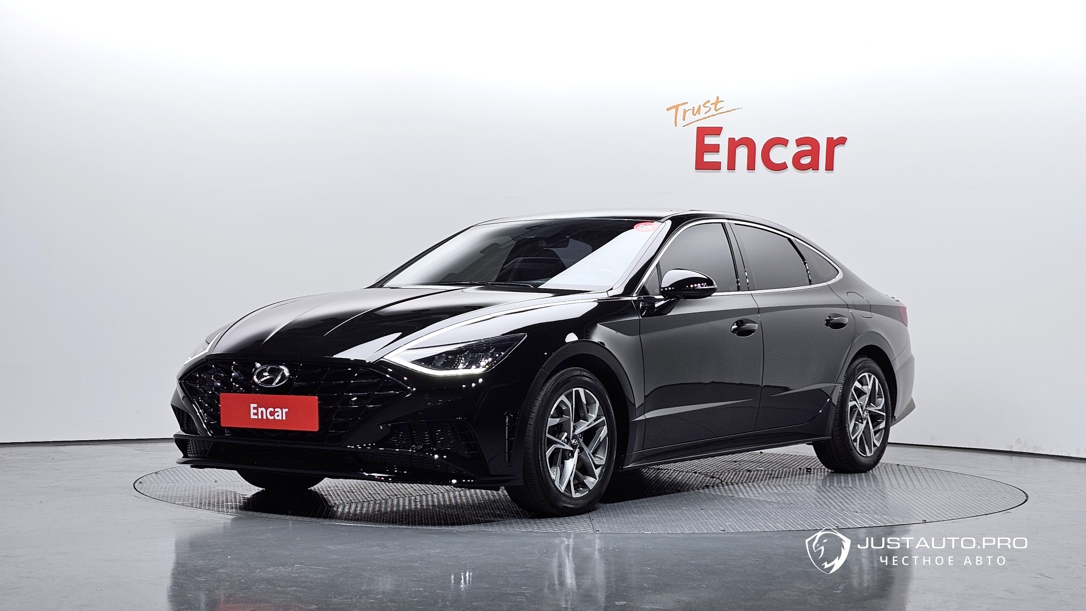 Автомобиль Hyundai Sonata