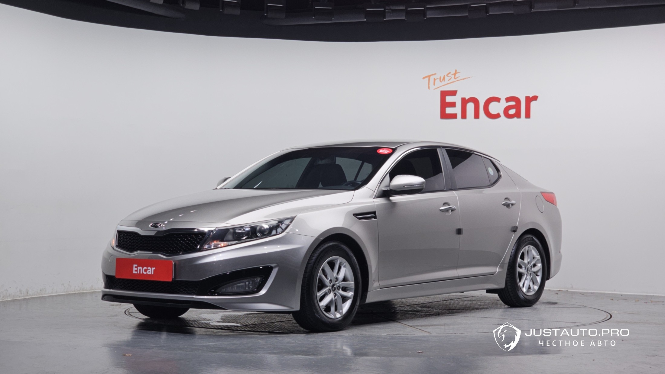 Автомобиль Kia K5