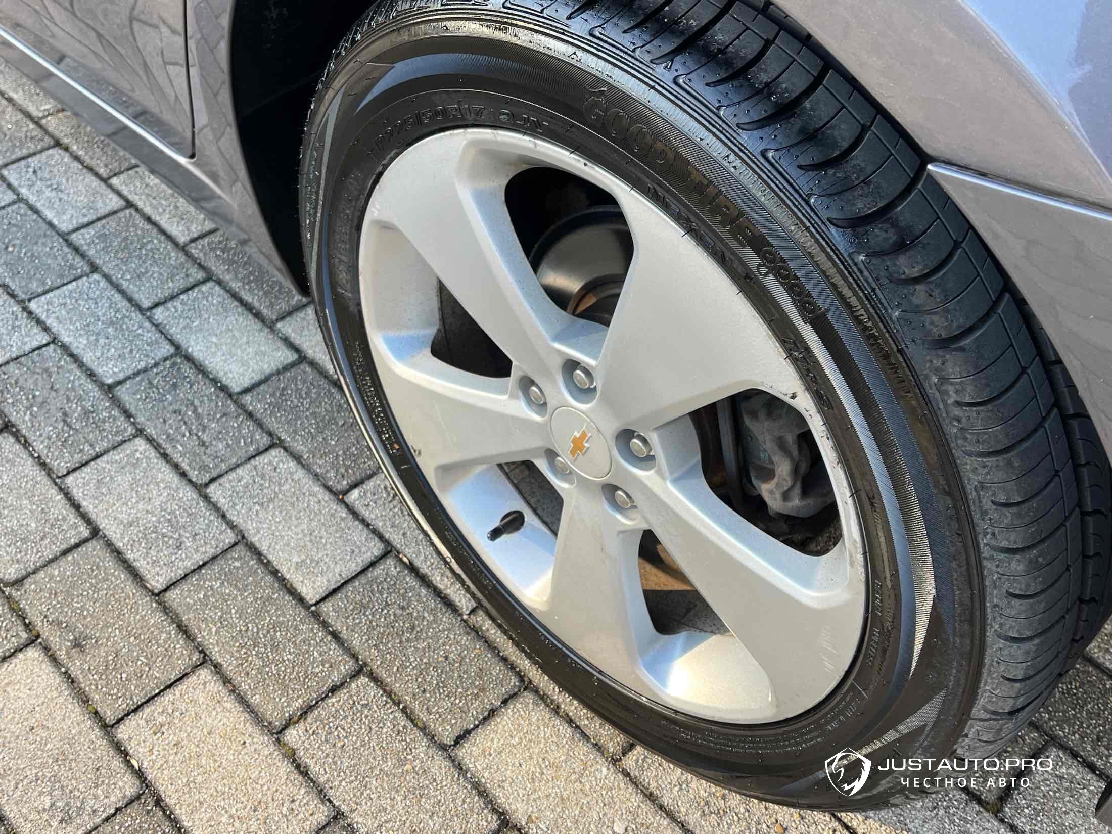 Автомобиль ChevroletGMDaewoo Lacetti