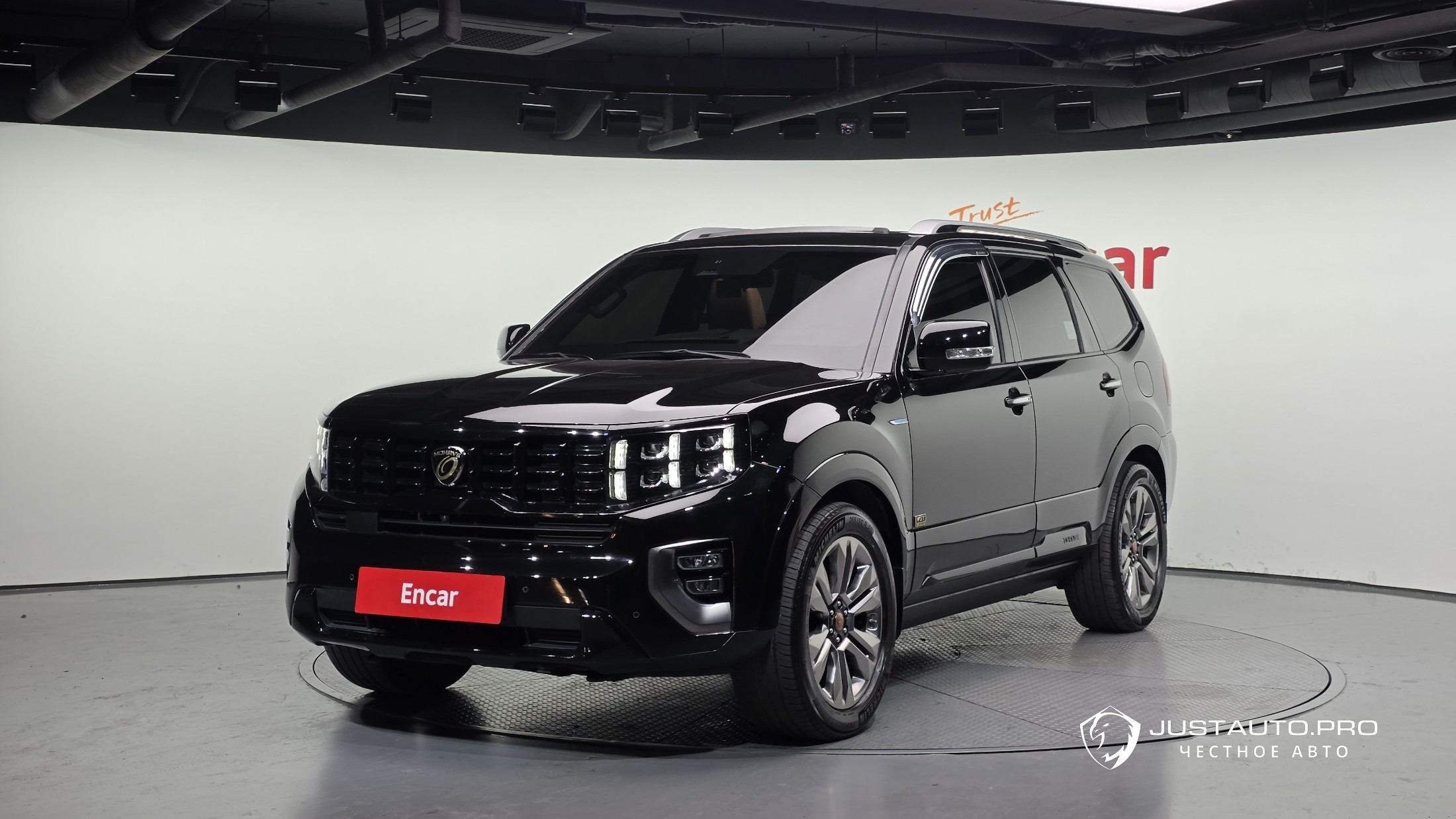 Автомобиль Kia Mohave