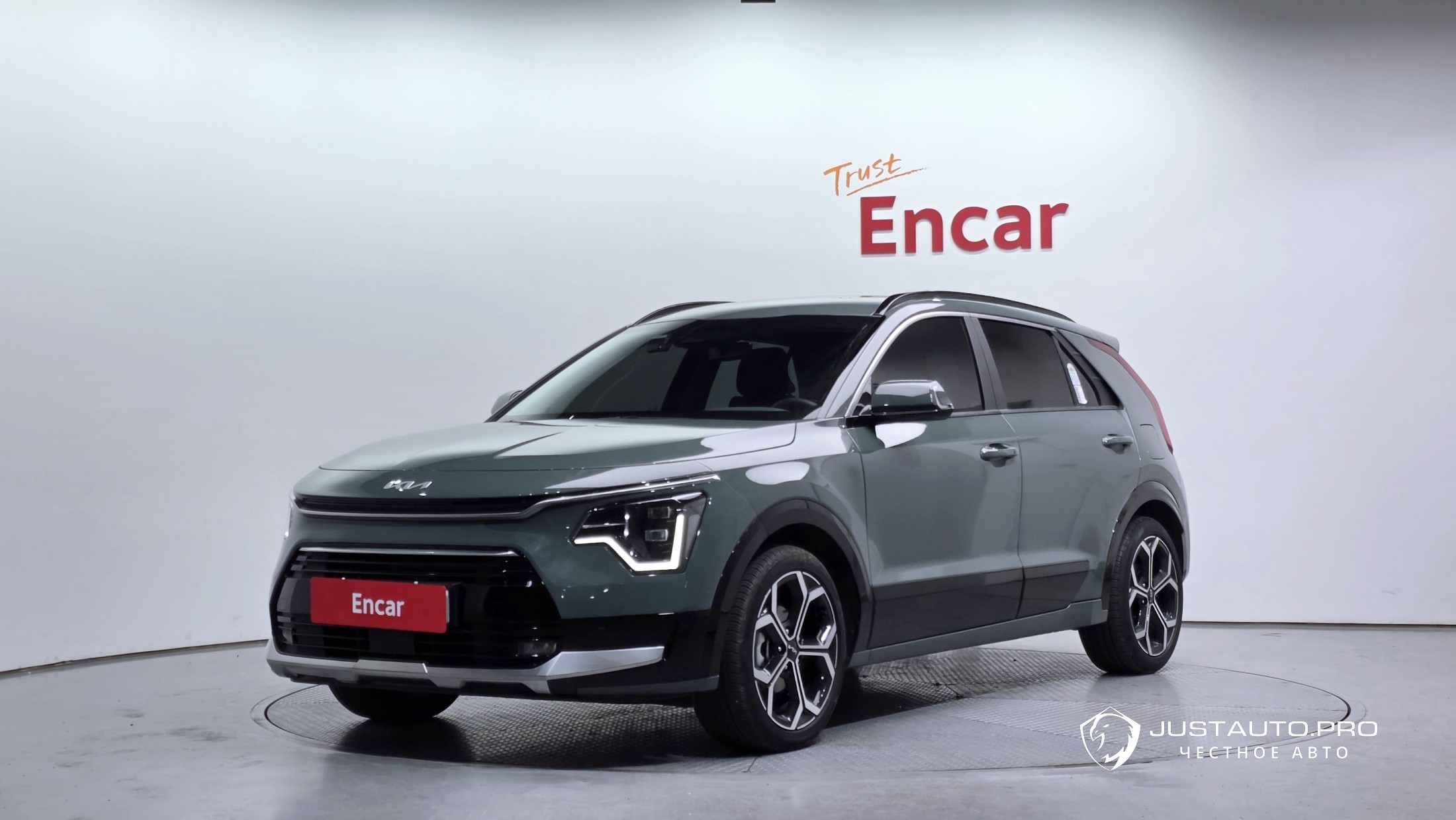 Автомобиль Kia Niro