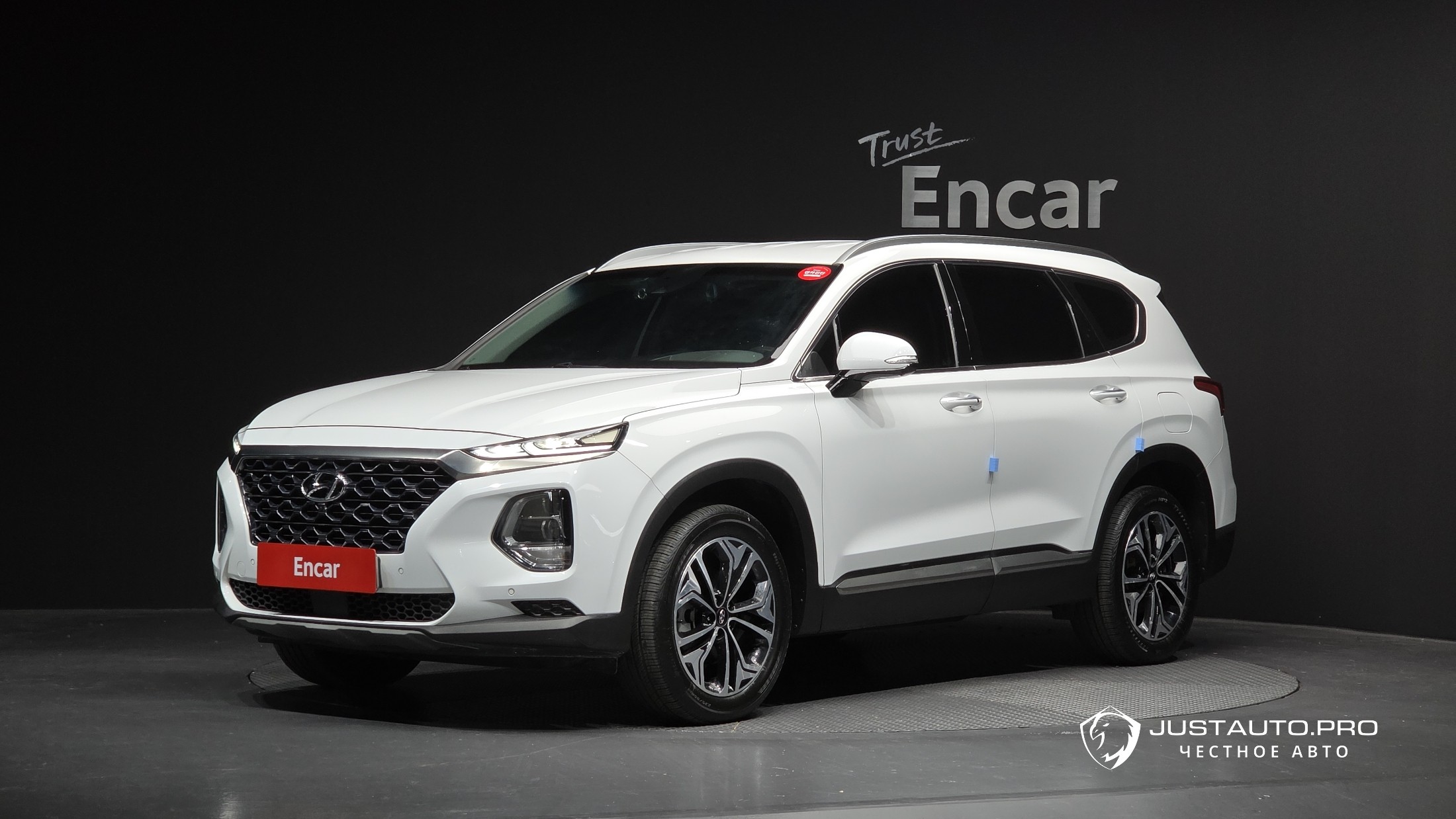 Автомобиль Hyundai Santafe