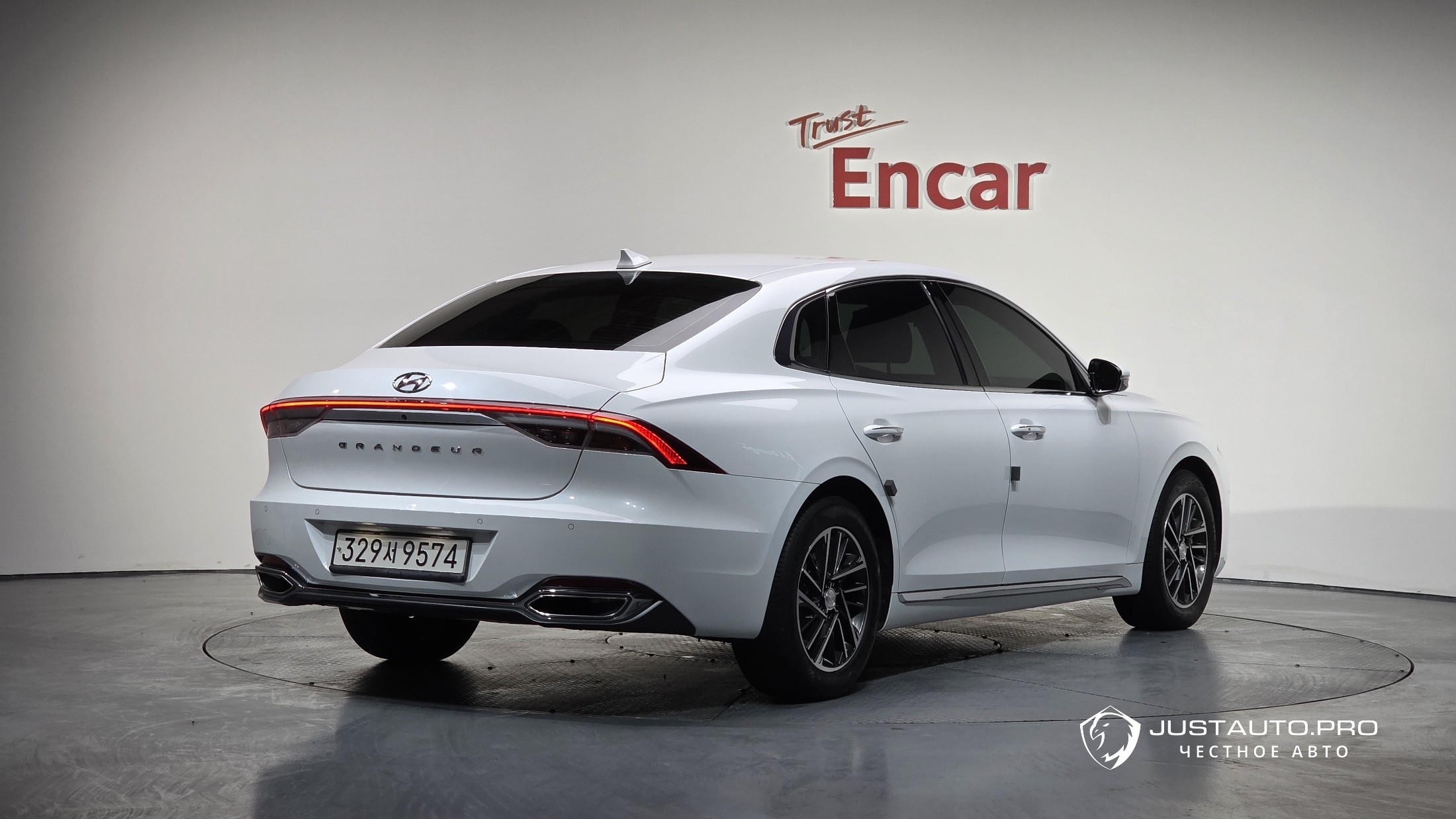 Автомобиль Hyundai Grandeur