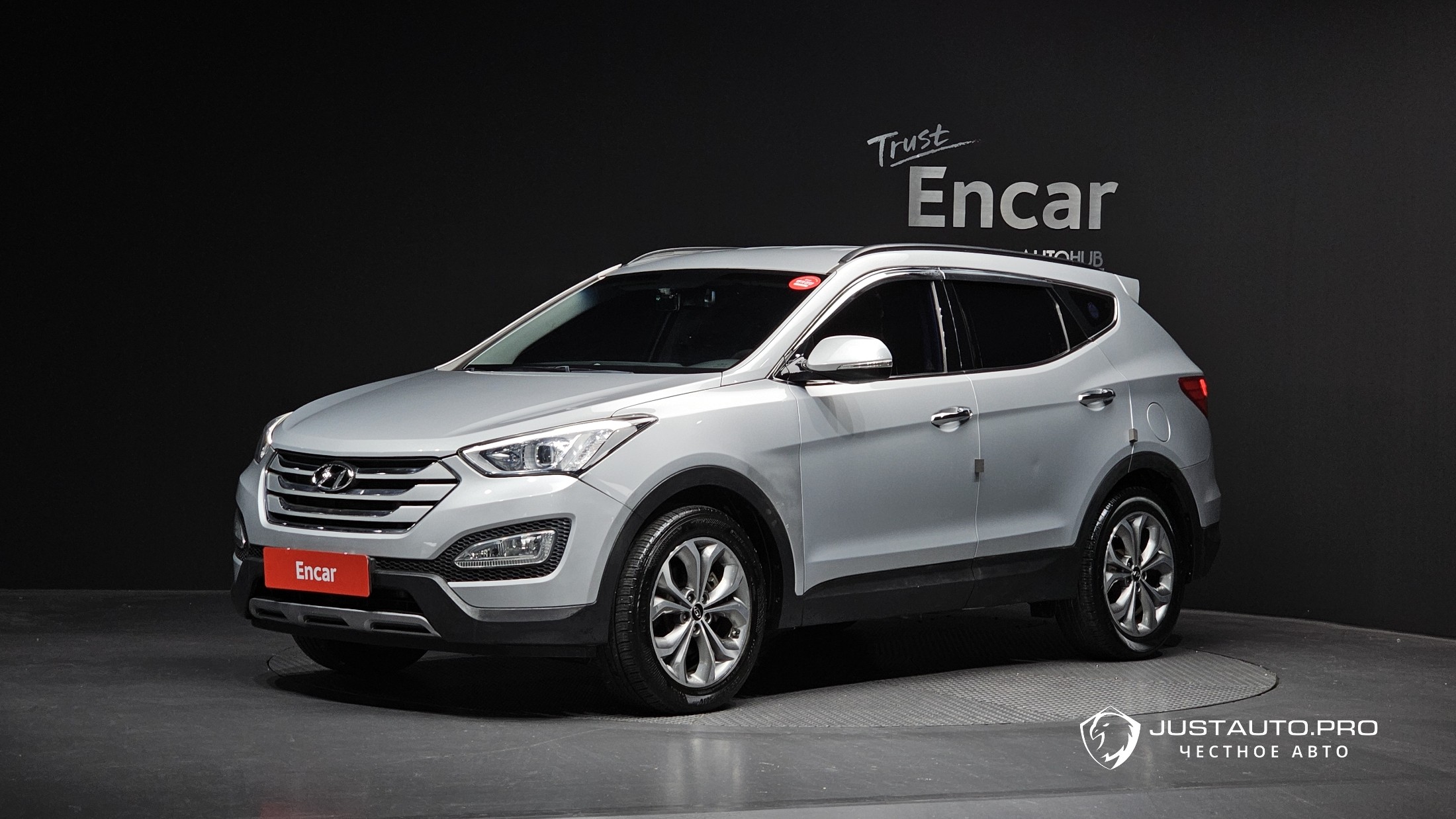 Автомобиль Hyundai Santafe