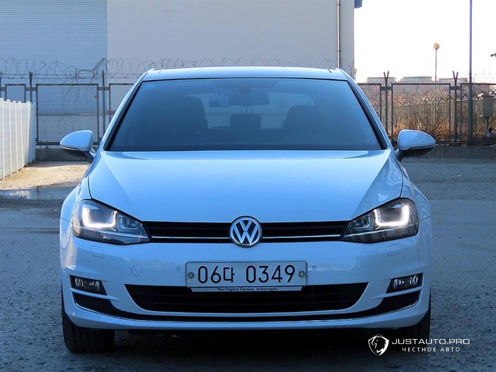 Автомобиль Volkswagen Golf