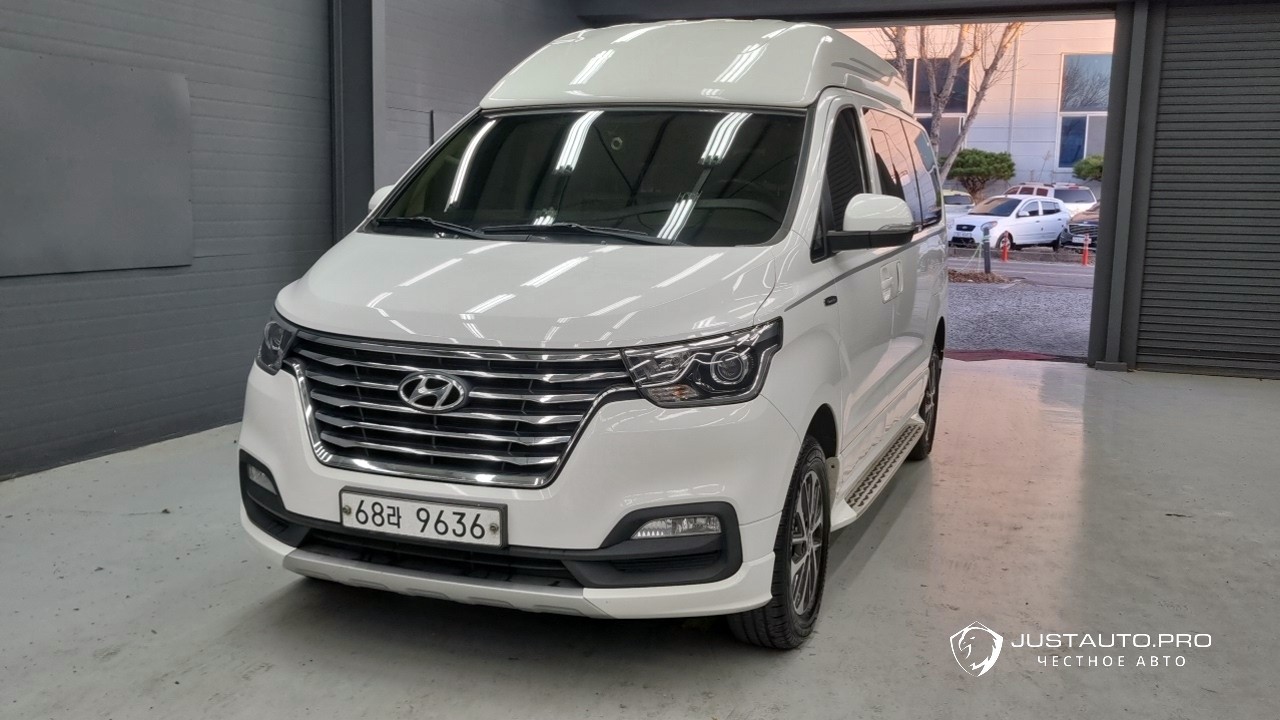 Автомобиль Hyundai Starex