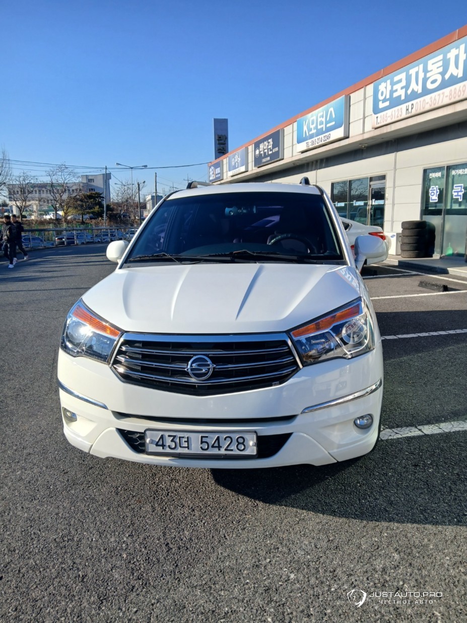 Автомобиль KG_Mobility_Ssangyong KORANDO