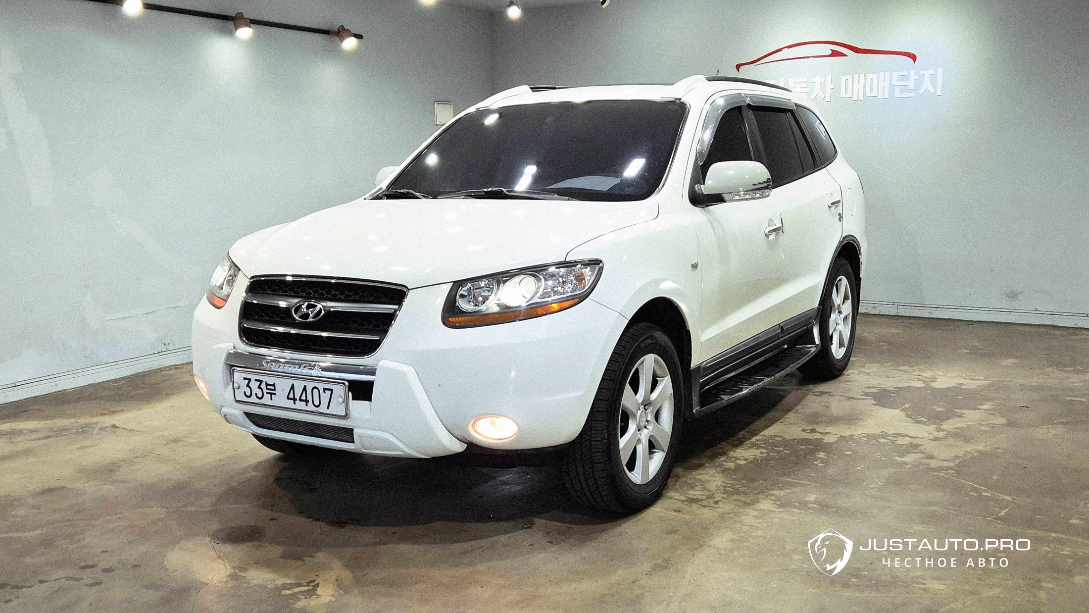 Автомобиль Hyundai Santafe