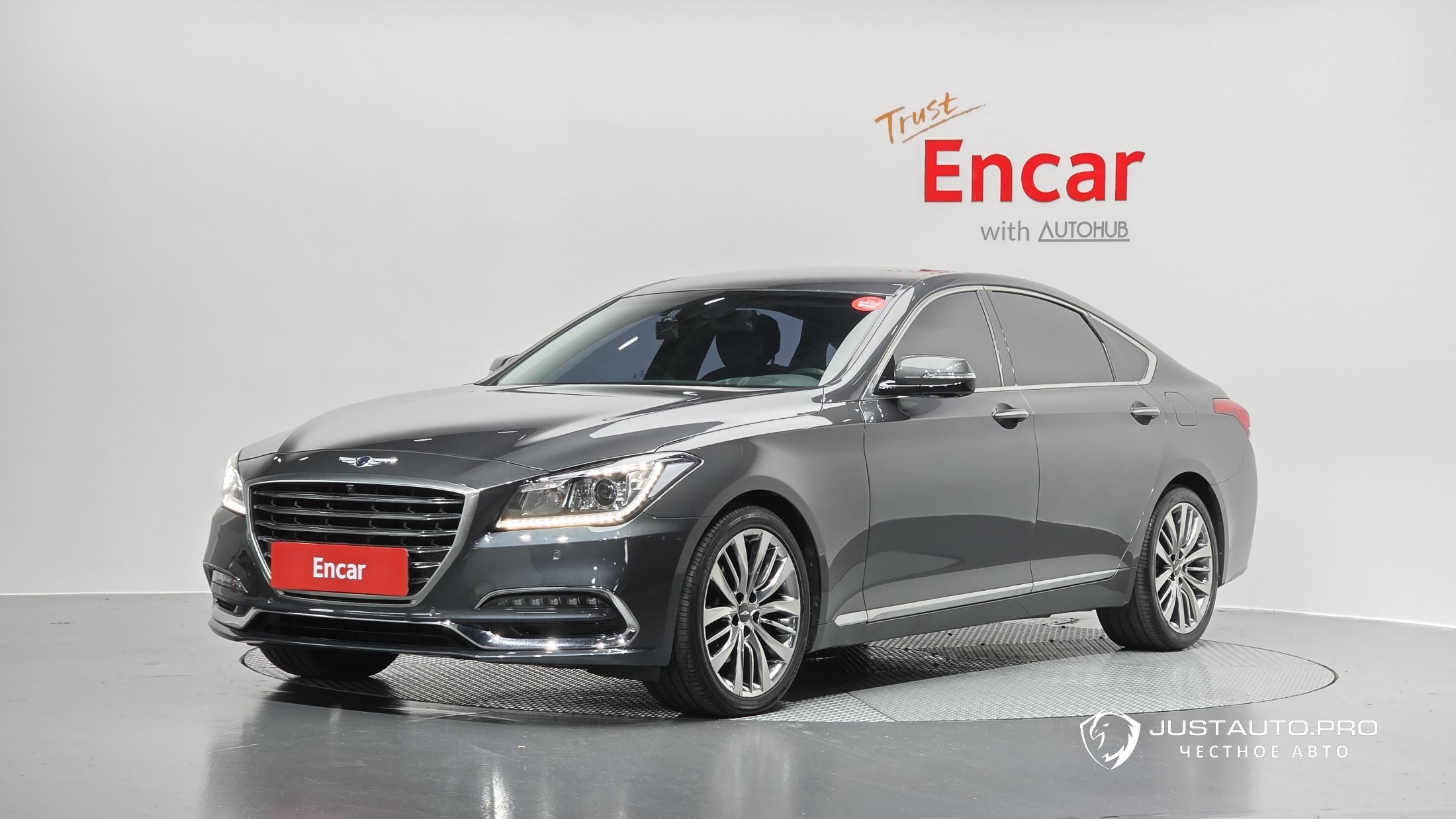 Автомобиль Genesis G80