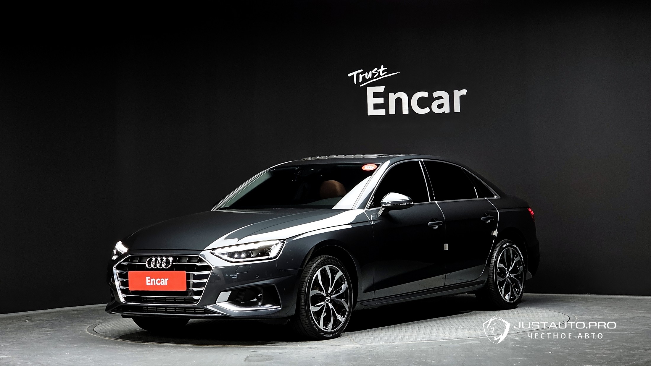 Автомобиль Audi A4