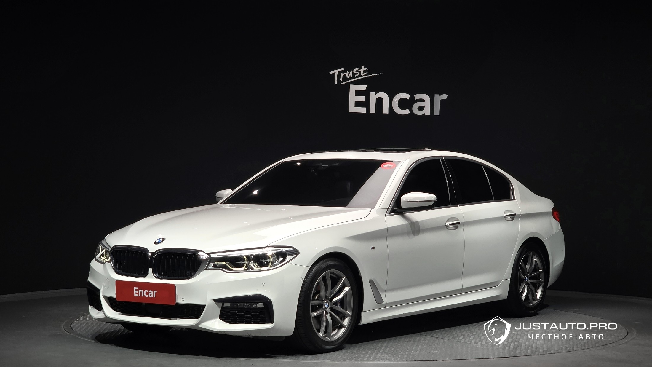 Автомобиль BMW 5-Series