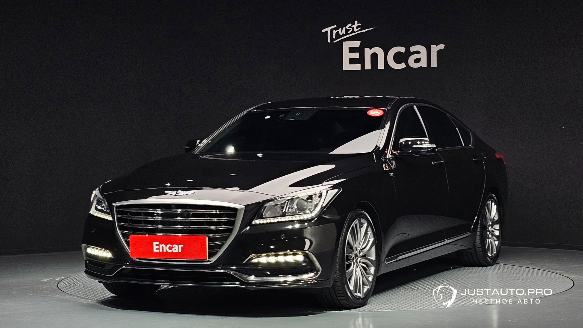 Автомобиль Genesis G80