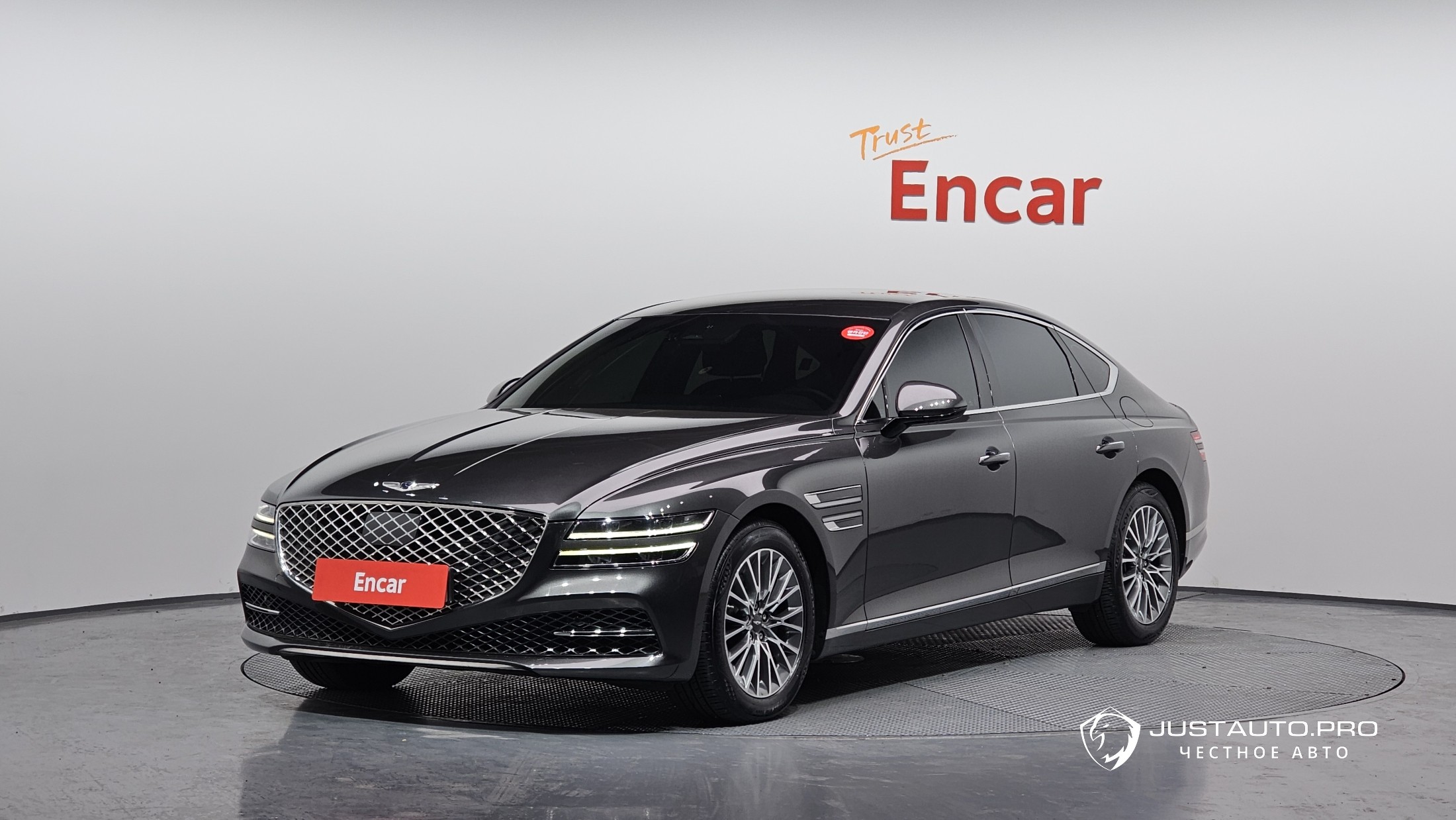 Автомобиль Genesis G80