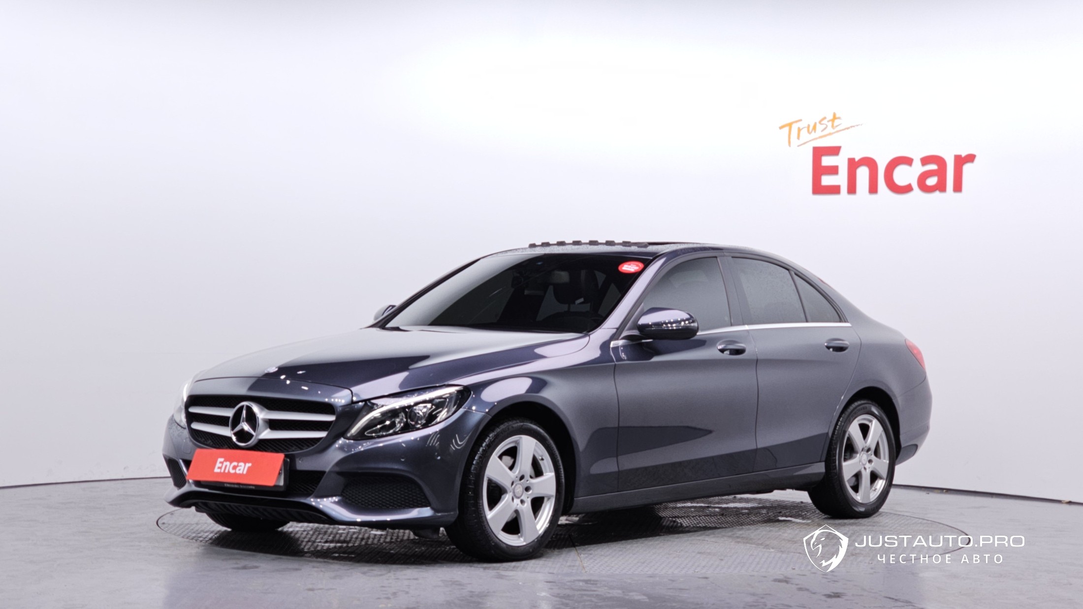 Автомобиль Mercedes-Benz C-Class