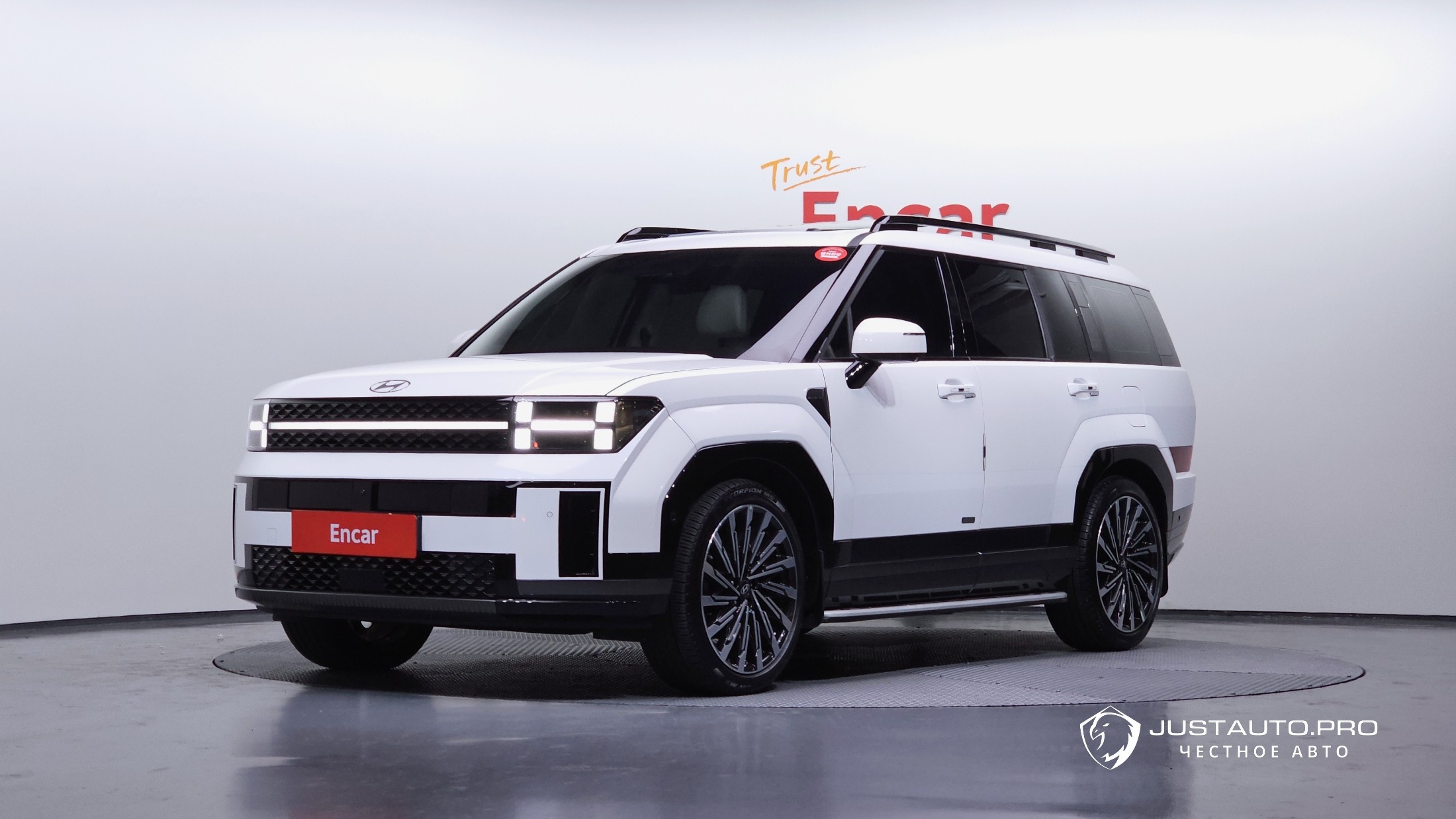 Автомобиль Hyundai Santafe