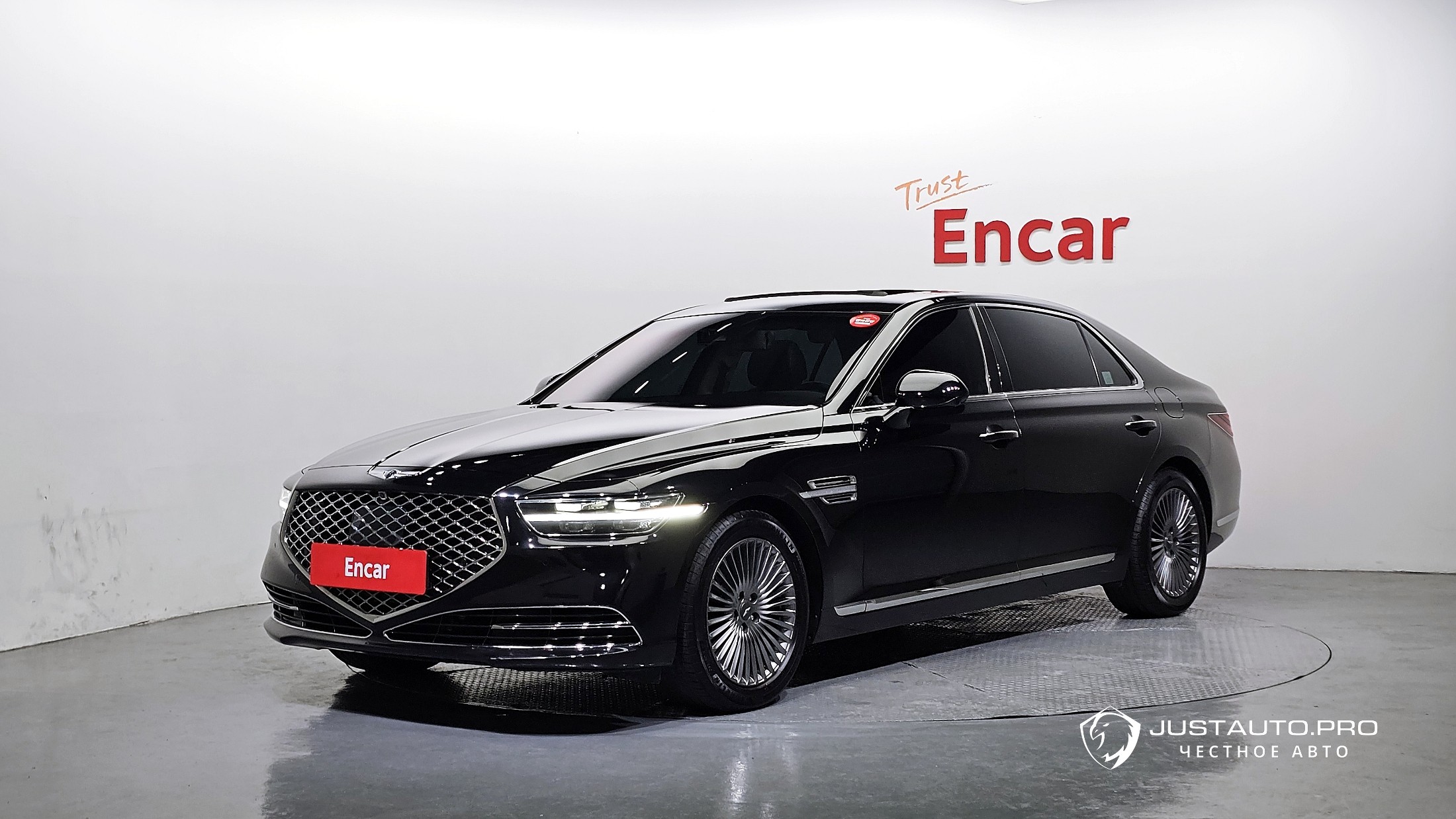 Автомобиль Genesis G90