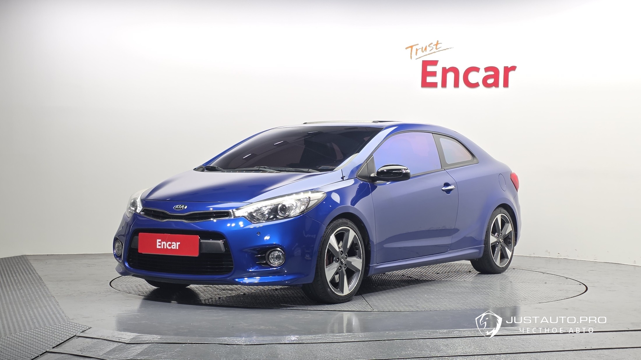 Автомобиль Kia K3