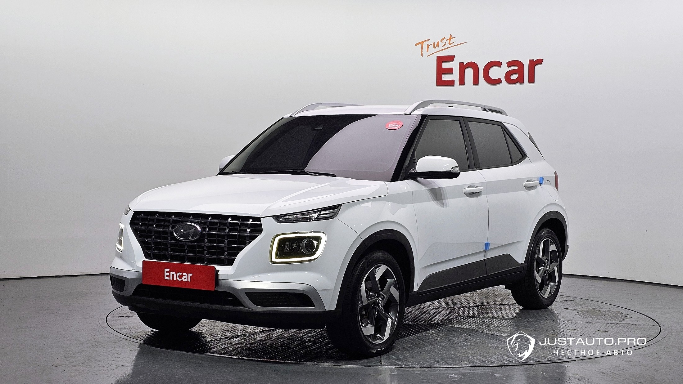 Автомобиль Hyundai Venue