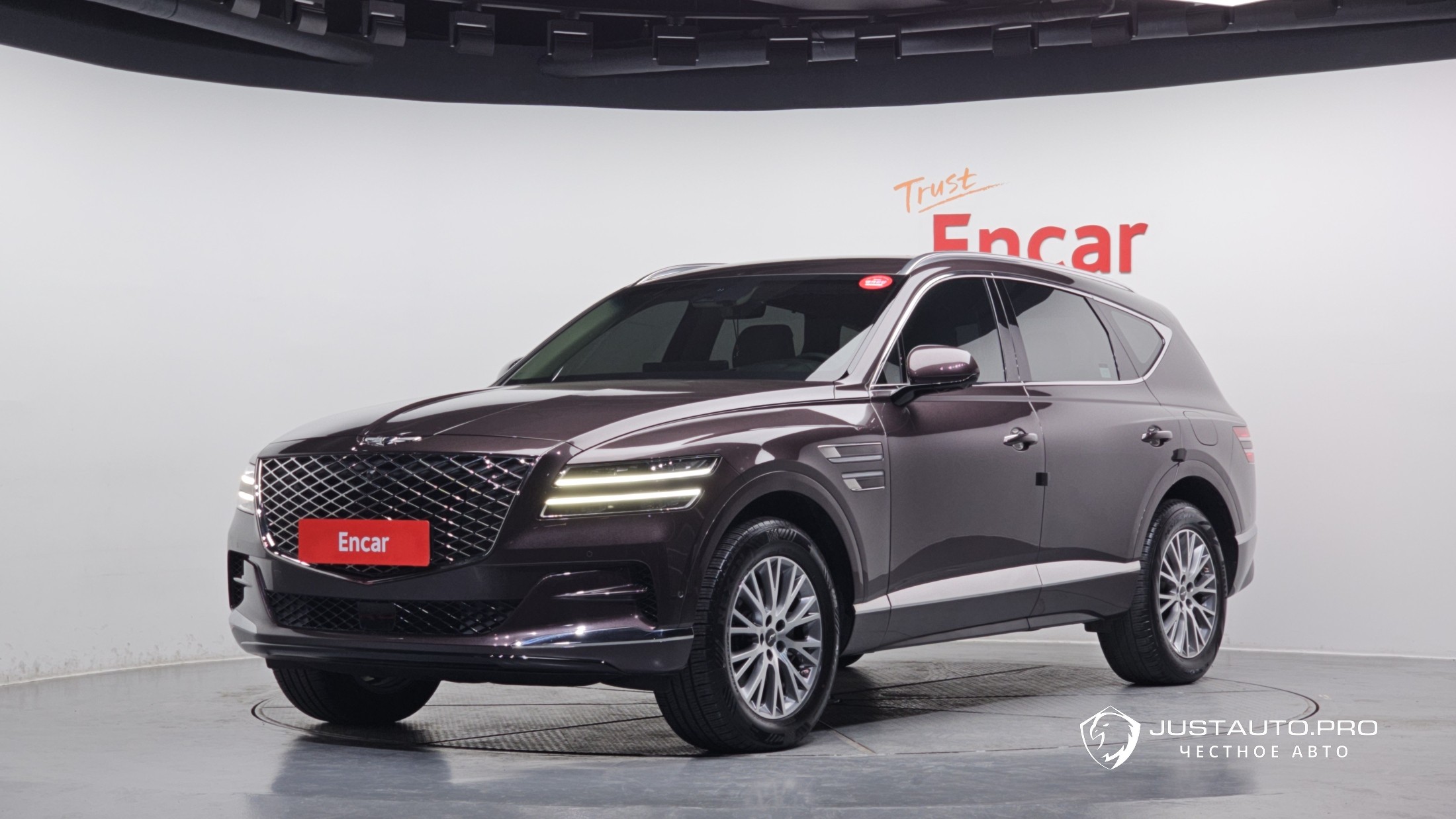 Автомобиль Genesis GV80