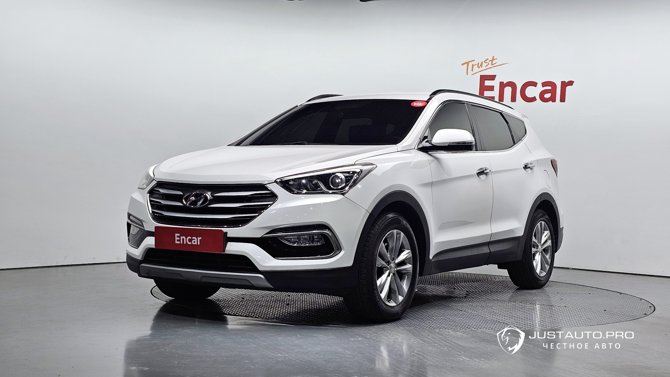 Автомобиль Hyundai Santafe