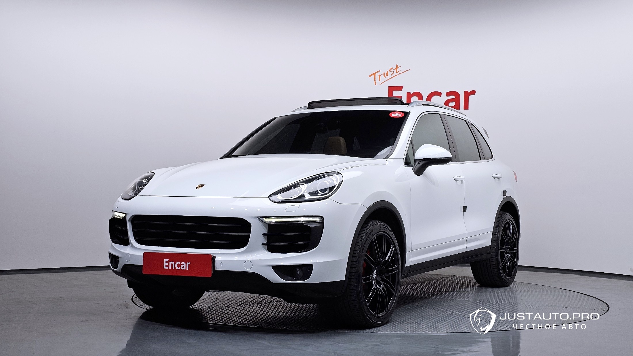 Автомобиль Porsche Cayenne