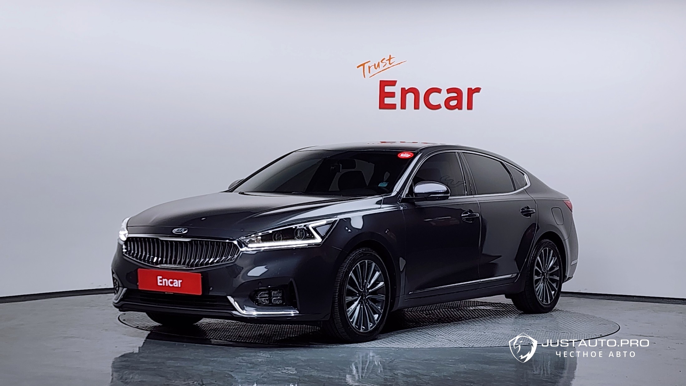 Автомобиль Kia K7