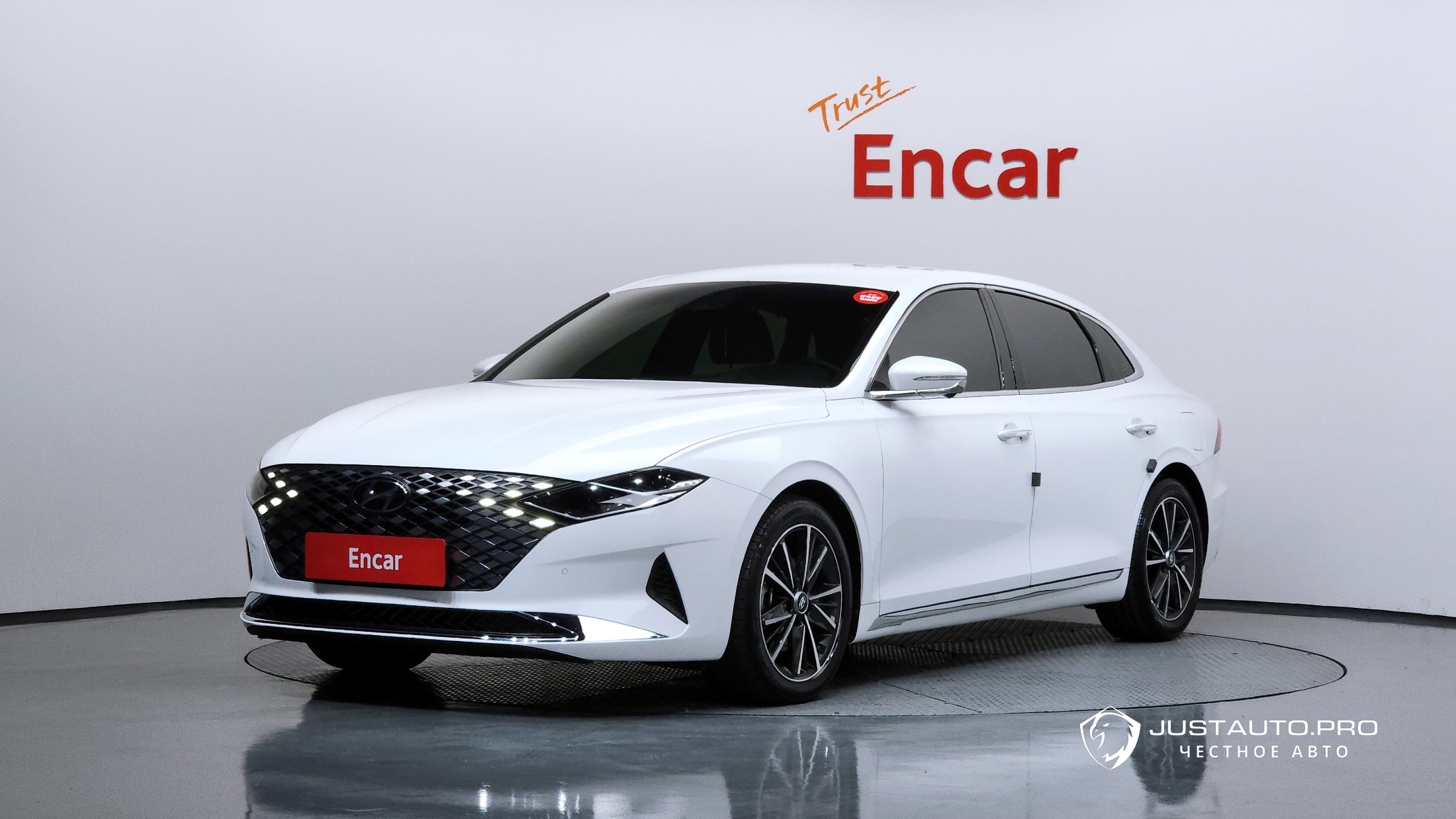 Автомобиль Hyundai Grandeur