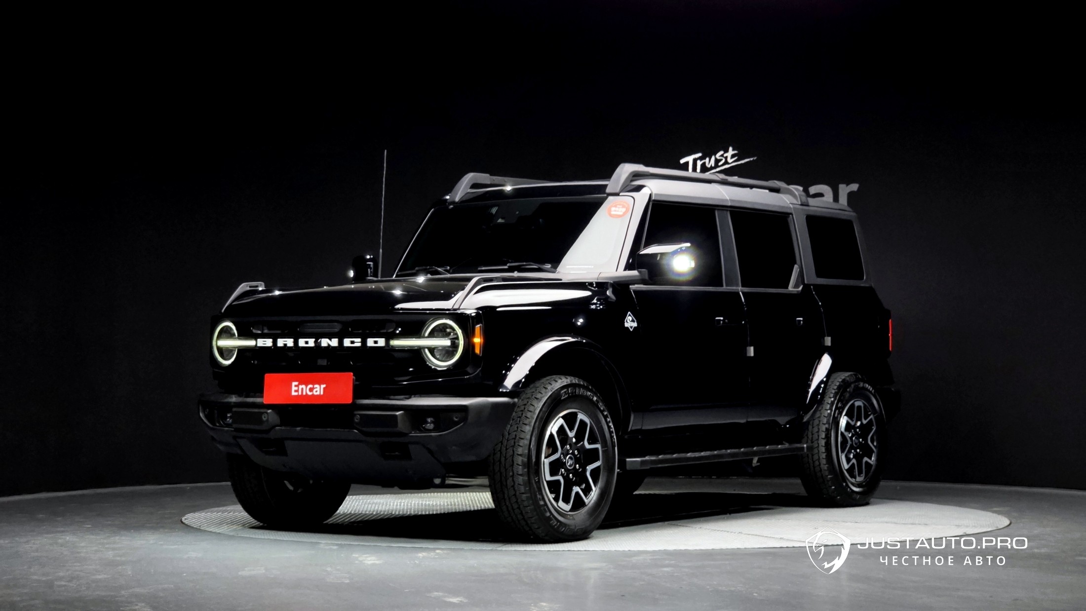 Автомобиль Ford Bronco
