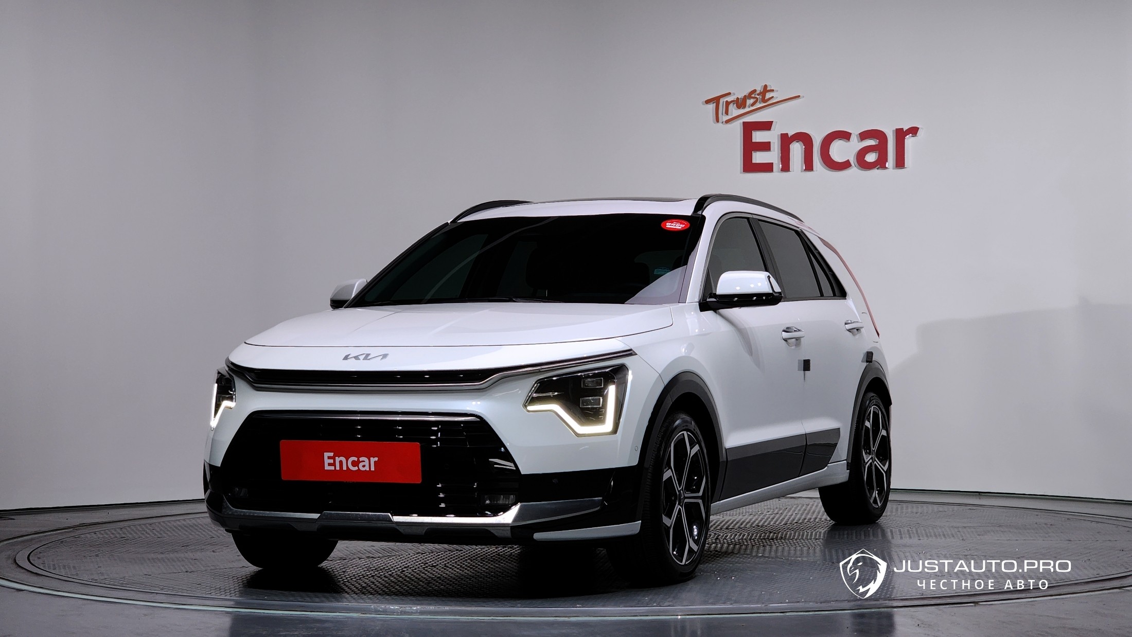 Автомобиль Kia Niro