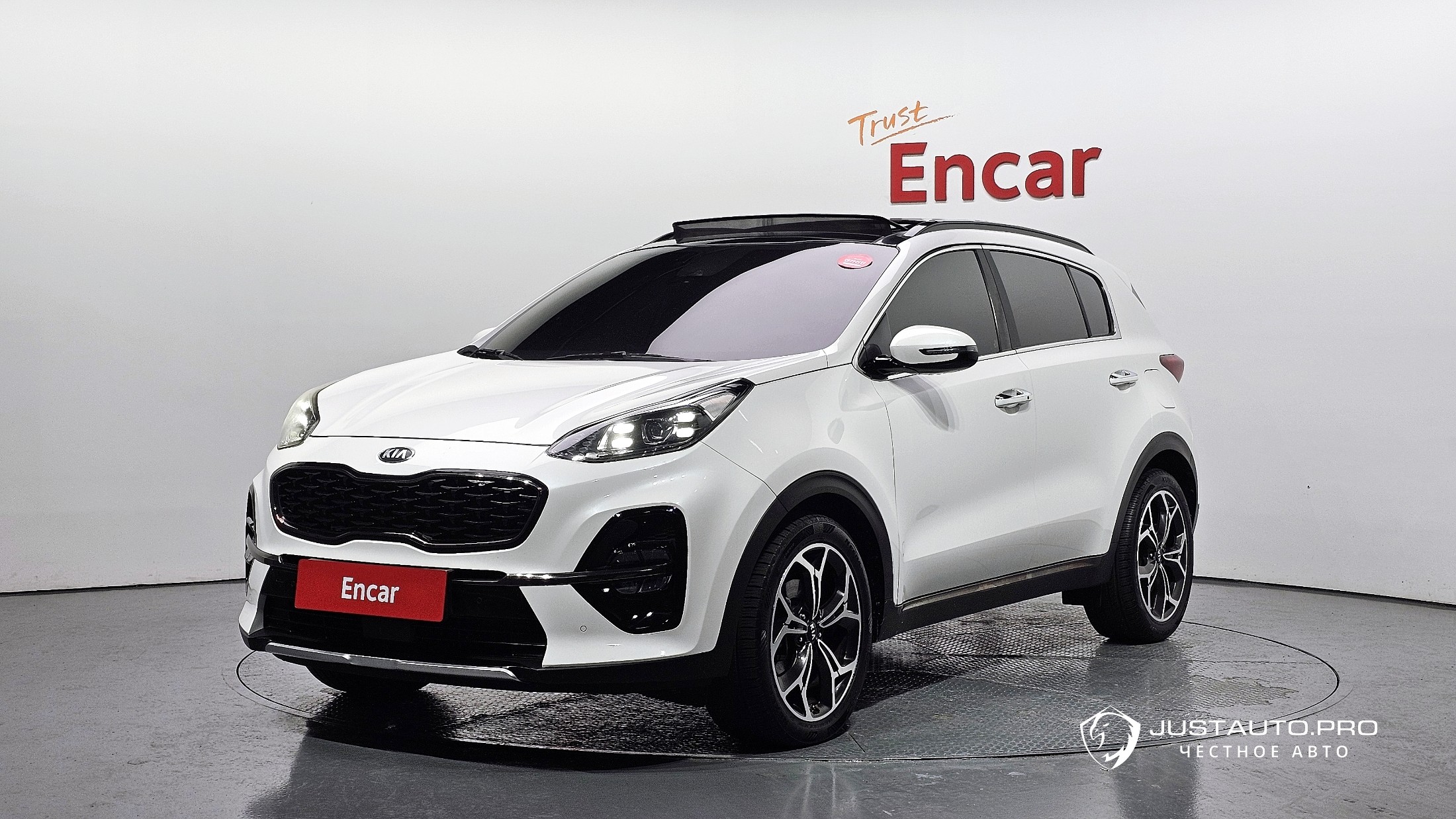 Автомобиль Kia Sportage