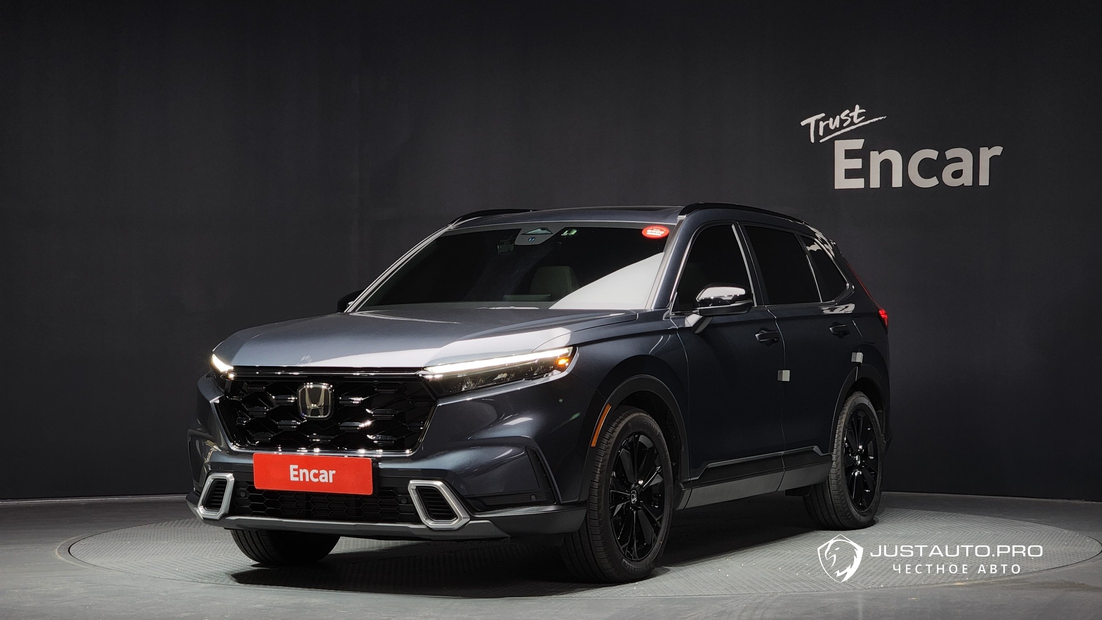 Автомобиль Honda CR-V