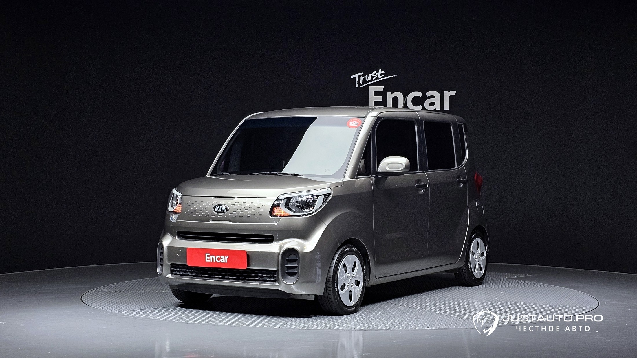 Автомобиль Kia RAY