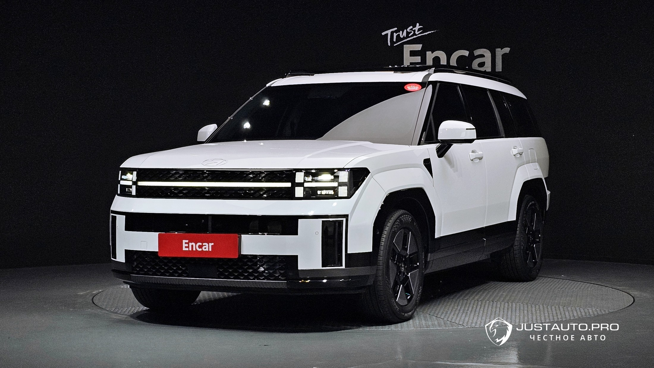 Автомобиль Hyundai Santafe