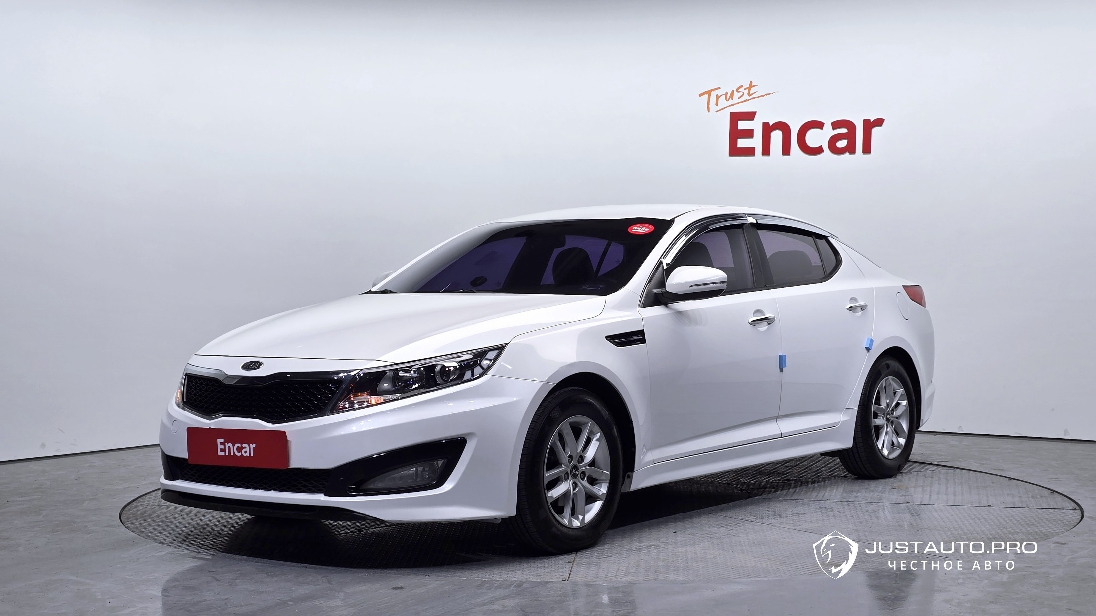 Автомобиль Kia K5