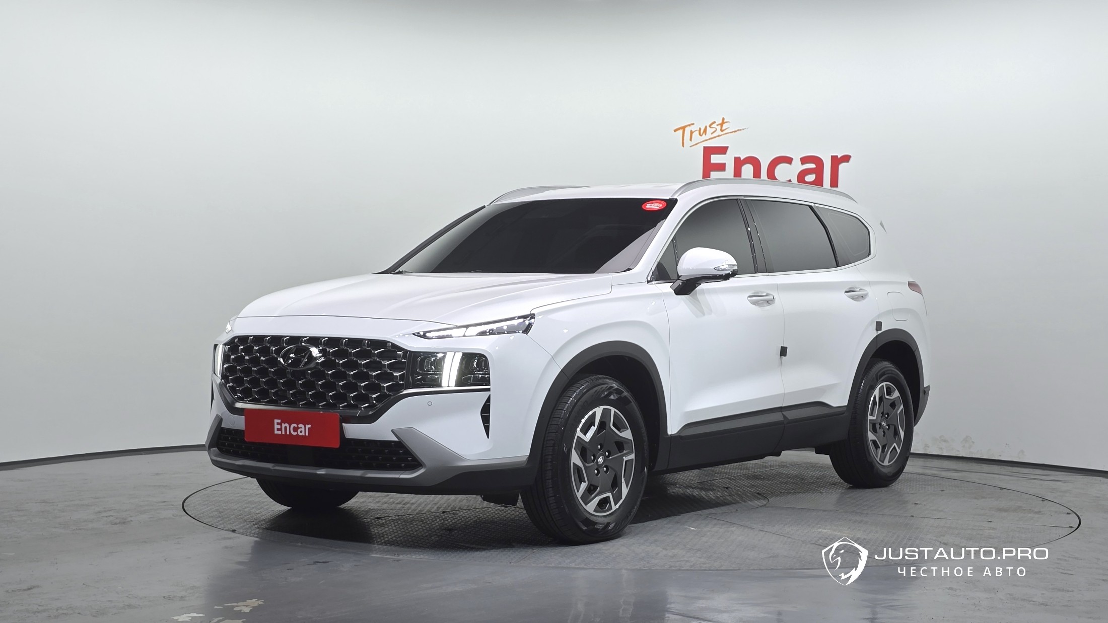 Автомобиль Hyundai Santafe