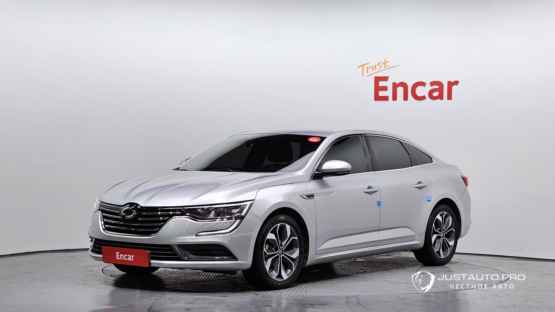 Автомобиль Renault-KoreaSamsung SM6