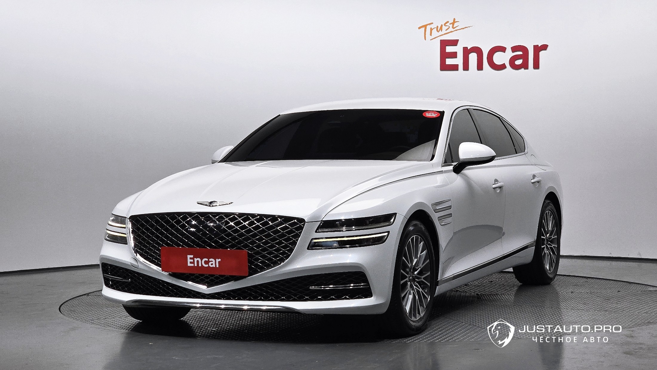 Автомобиль Genesis G80