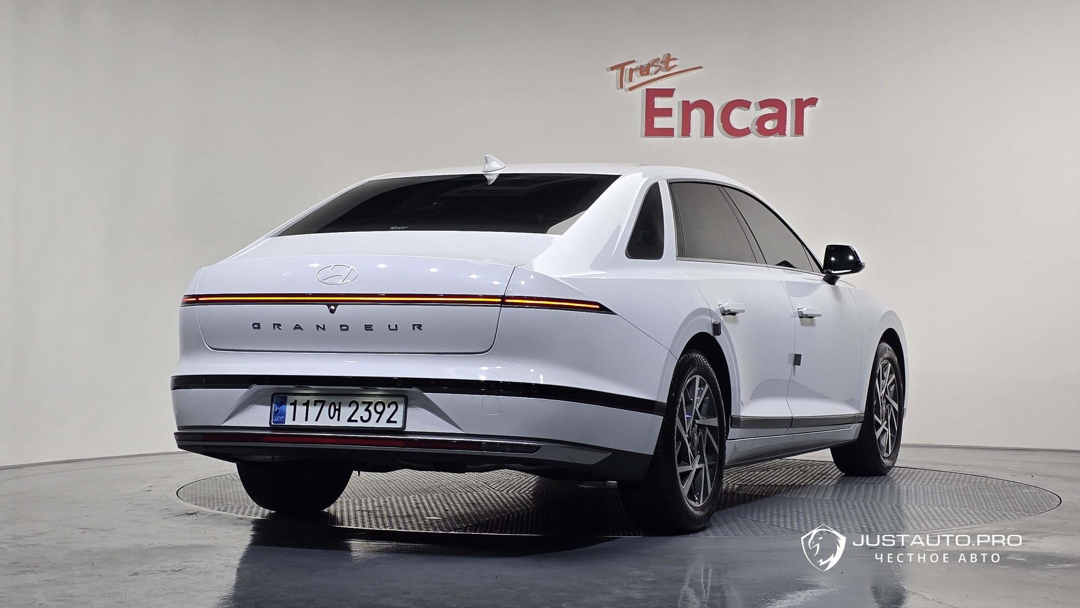 Автомобиль Hyundai Grandeur