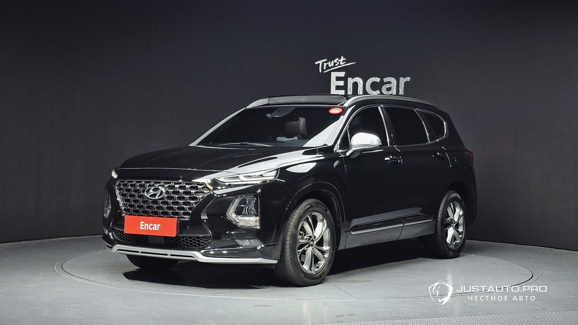 Автомобиль Hyundai Santafe