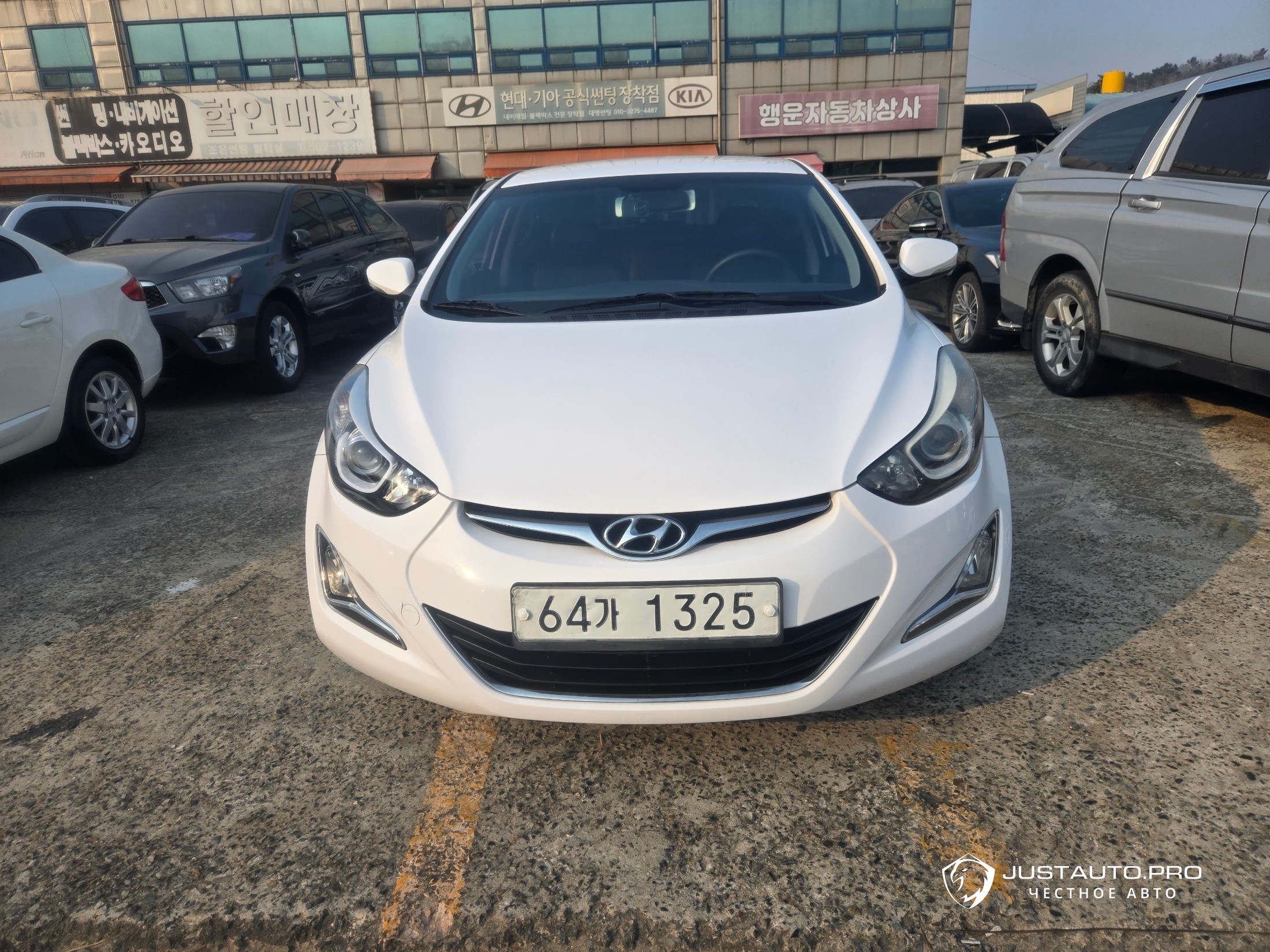 Автомобиль Hyundai AVANTE