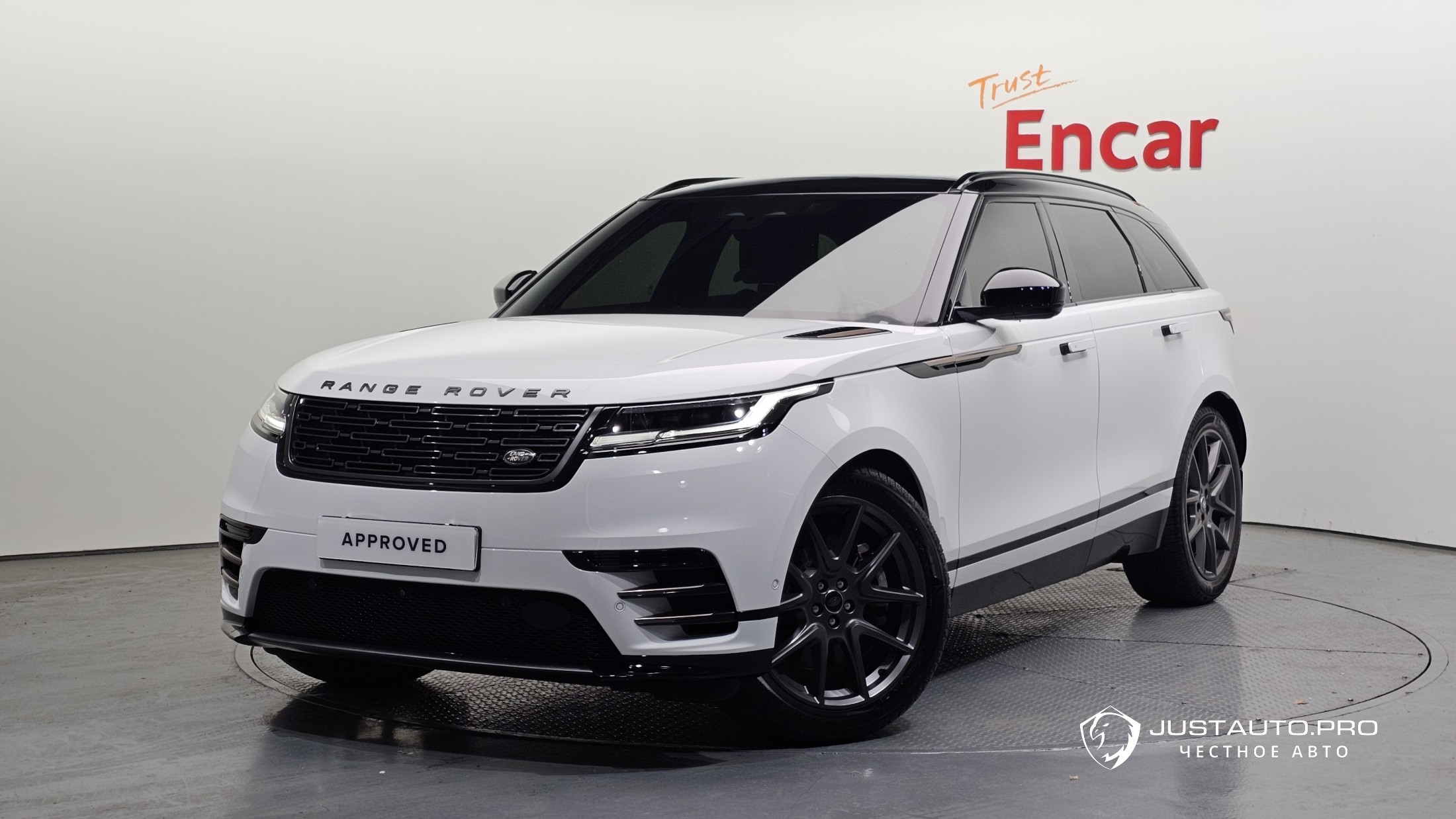 Автомобиль Land Rover Range Rover Velar